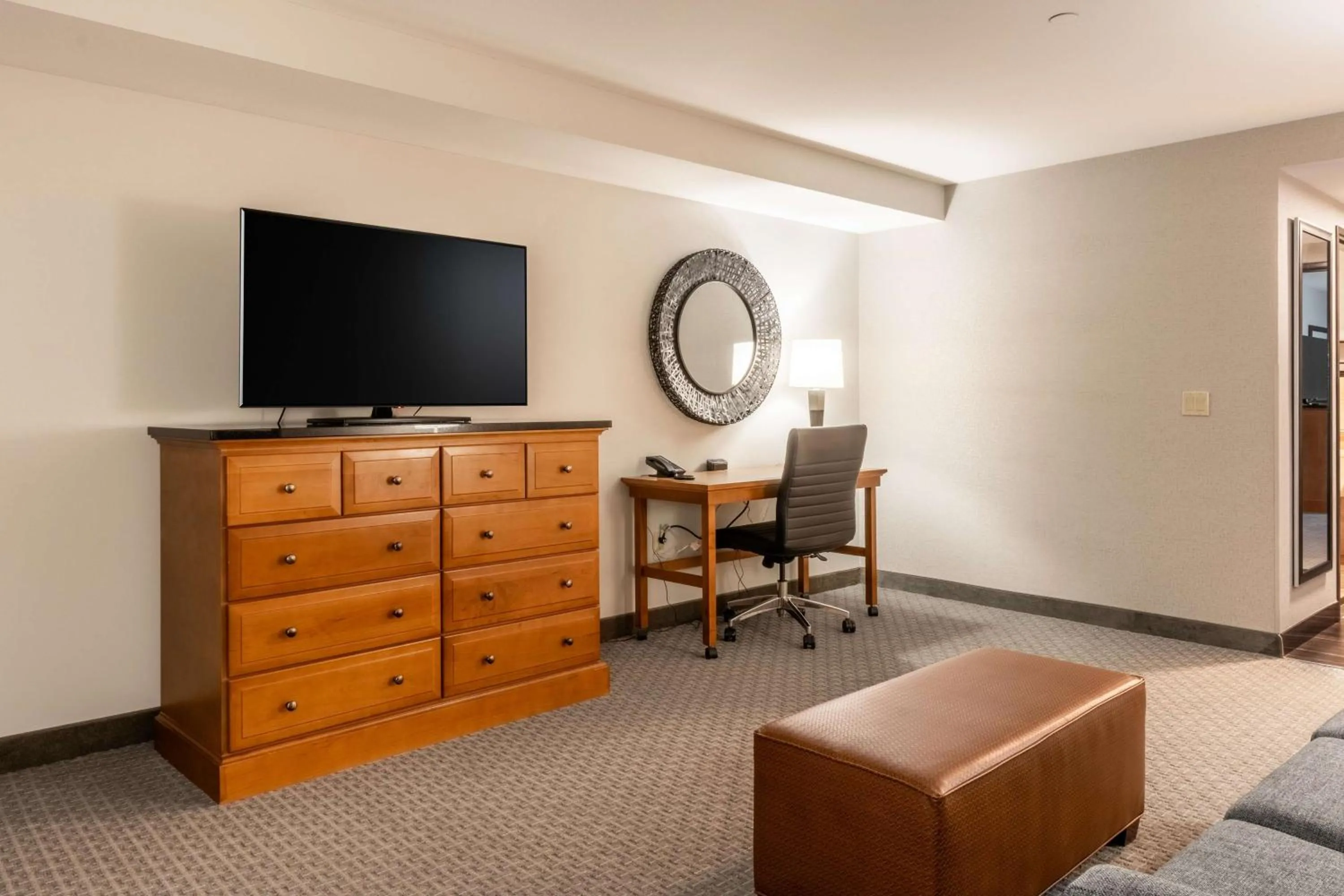 Bedroom in Drury Plaza Hotel Broadview Wichita