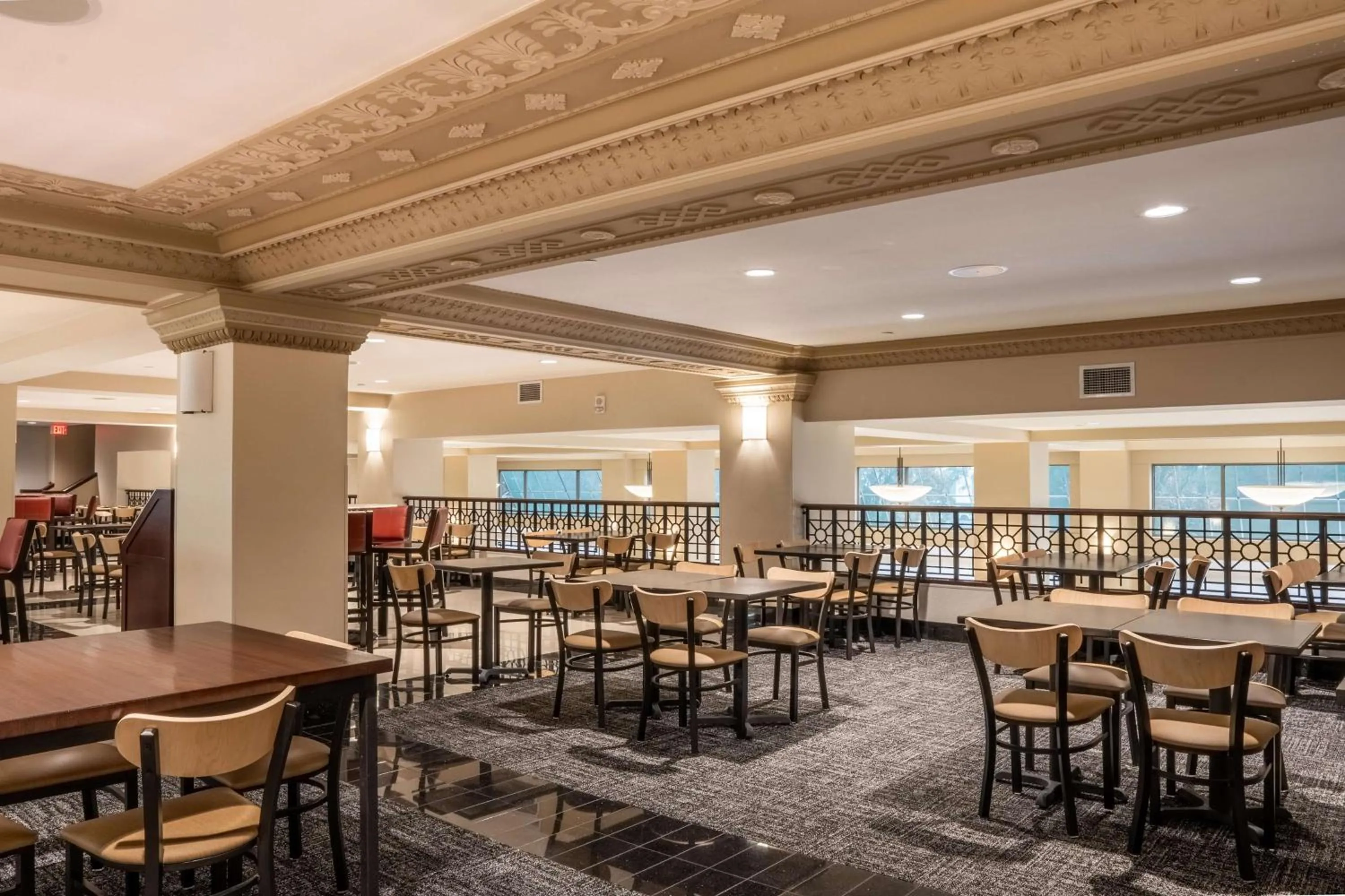 Breakfast in Drury Plaza Hotel Broadview Wichita