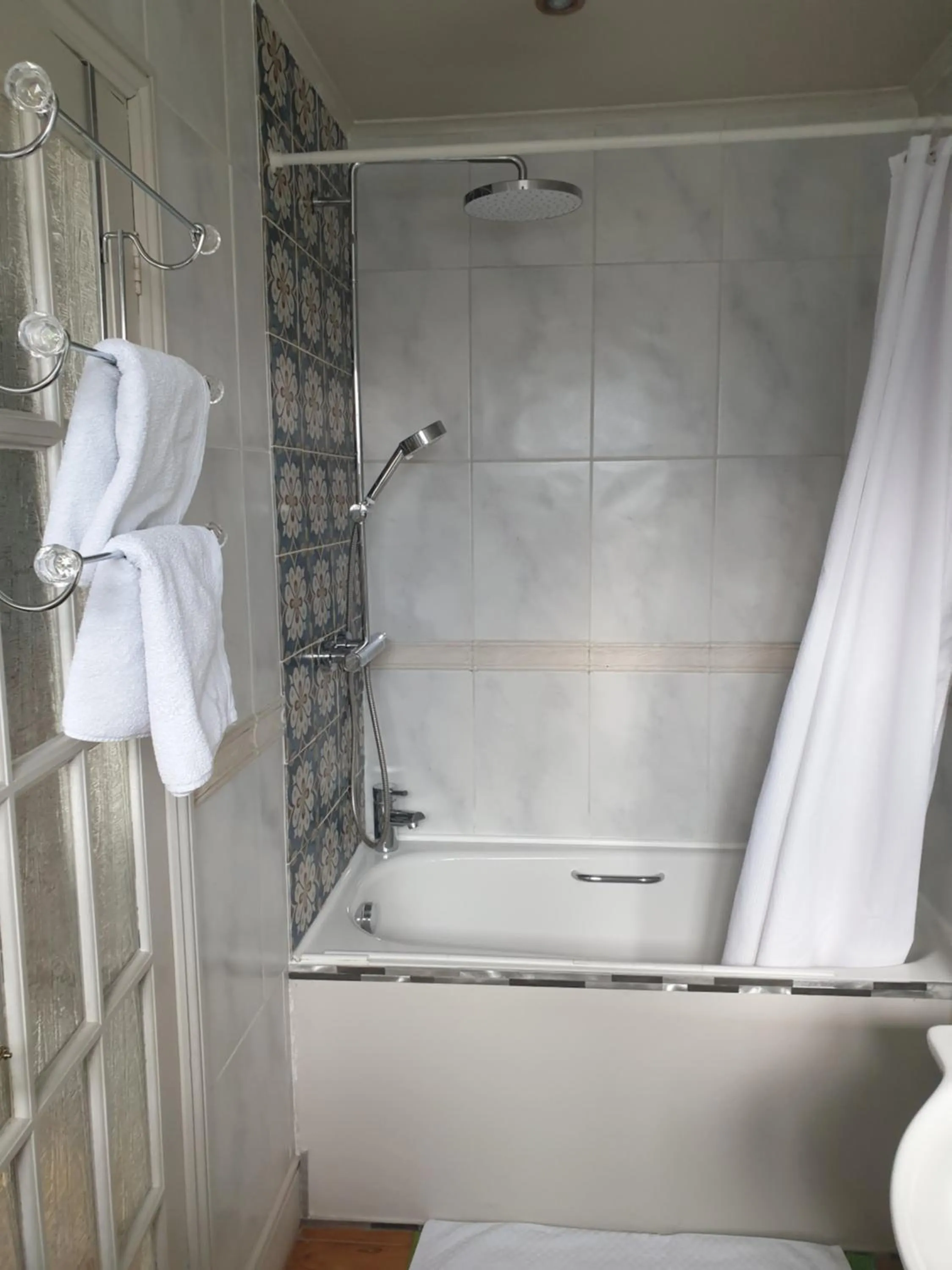 Harry's bed and breakfast