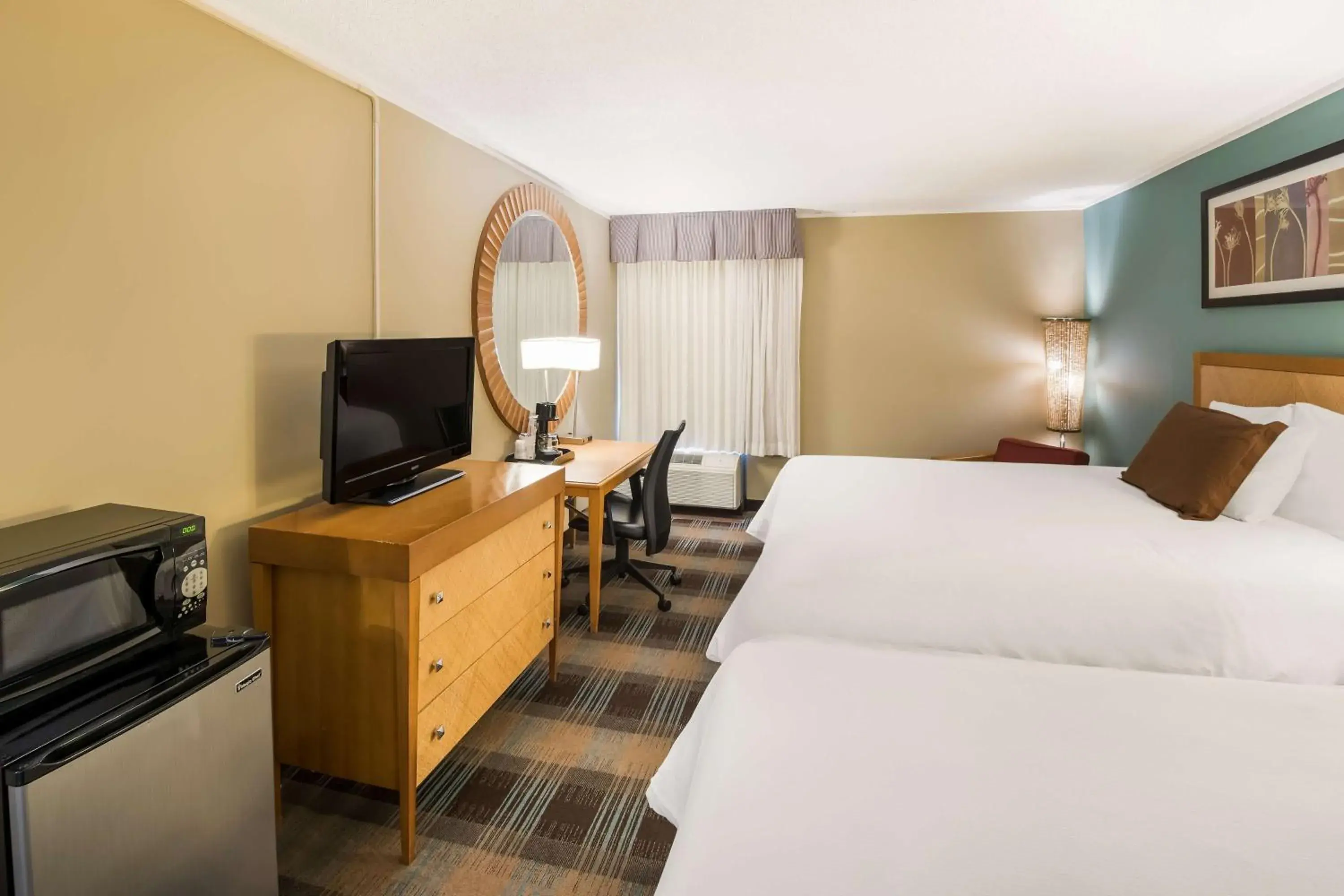 Bedroom, Bed in SureStay Plus Hotel by Best Western Jasper Bedroom, Bed in SureStay Plus Hotel by Best Western Jasper