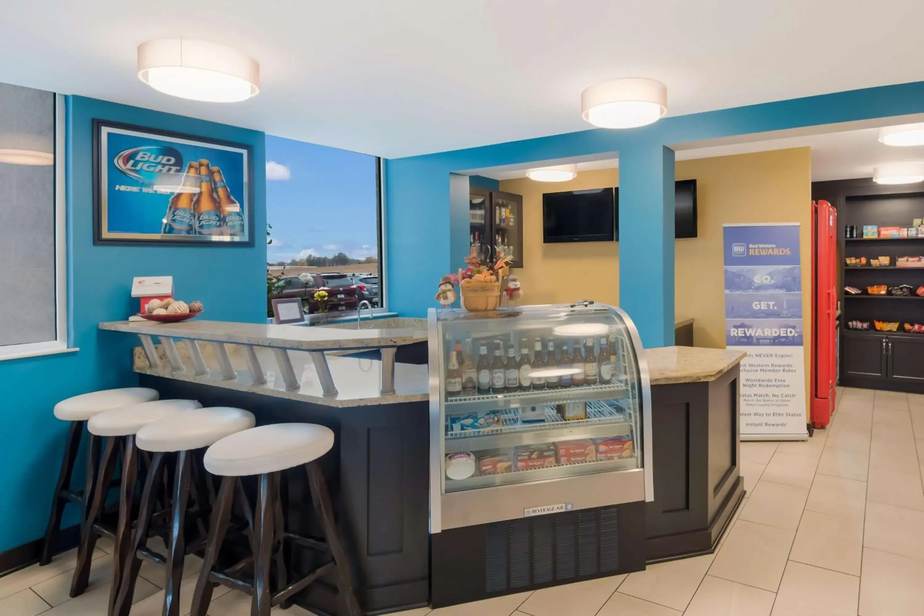 Lobby or reception in SureStay Plus Hotel by Best Western Jasper Lobby or reception in SureStay Plus Hotel by Best Western Jasper