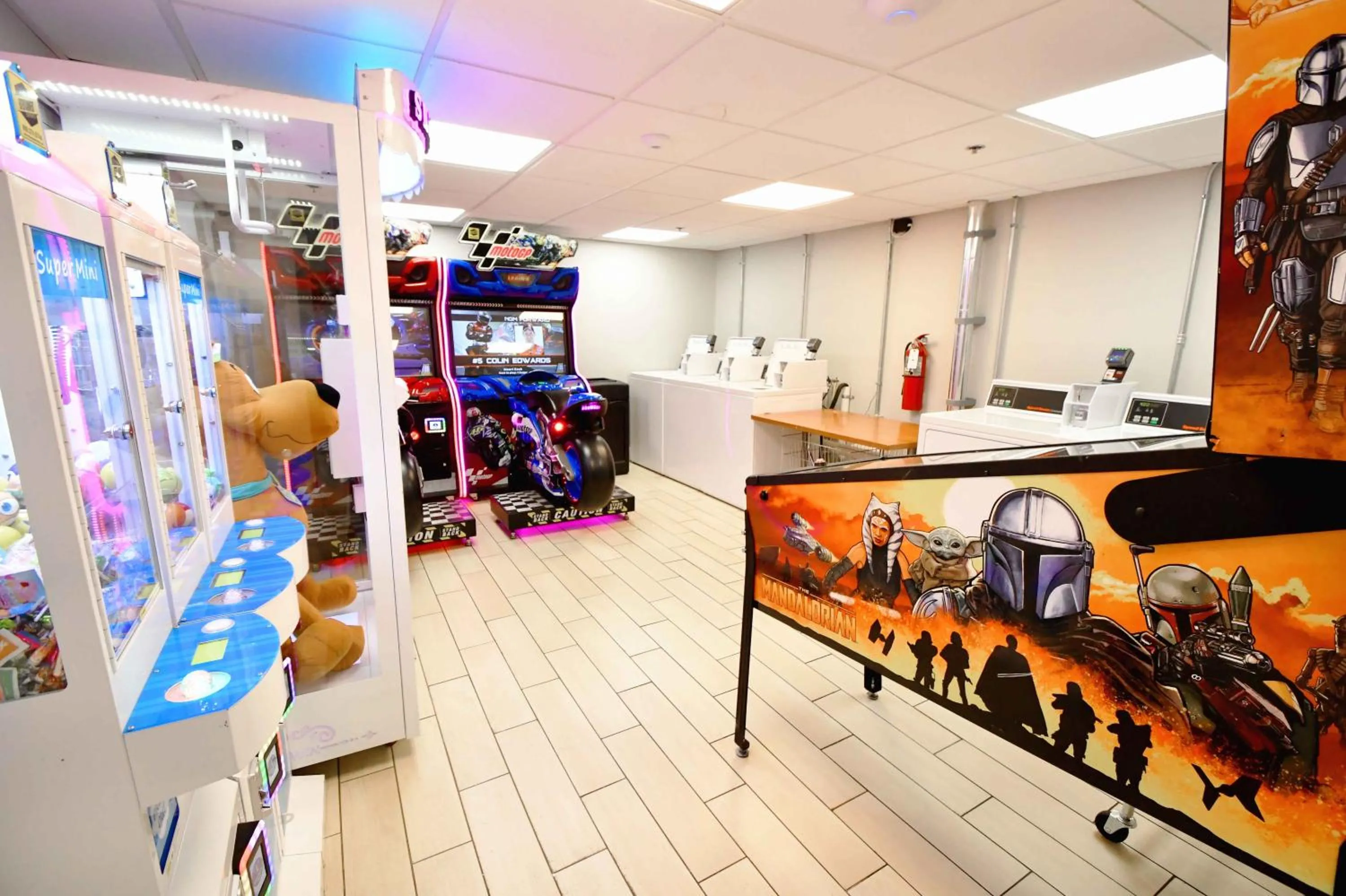 Game Room in Fenwick Inn