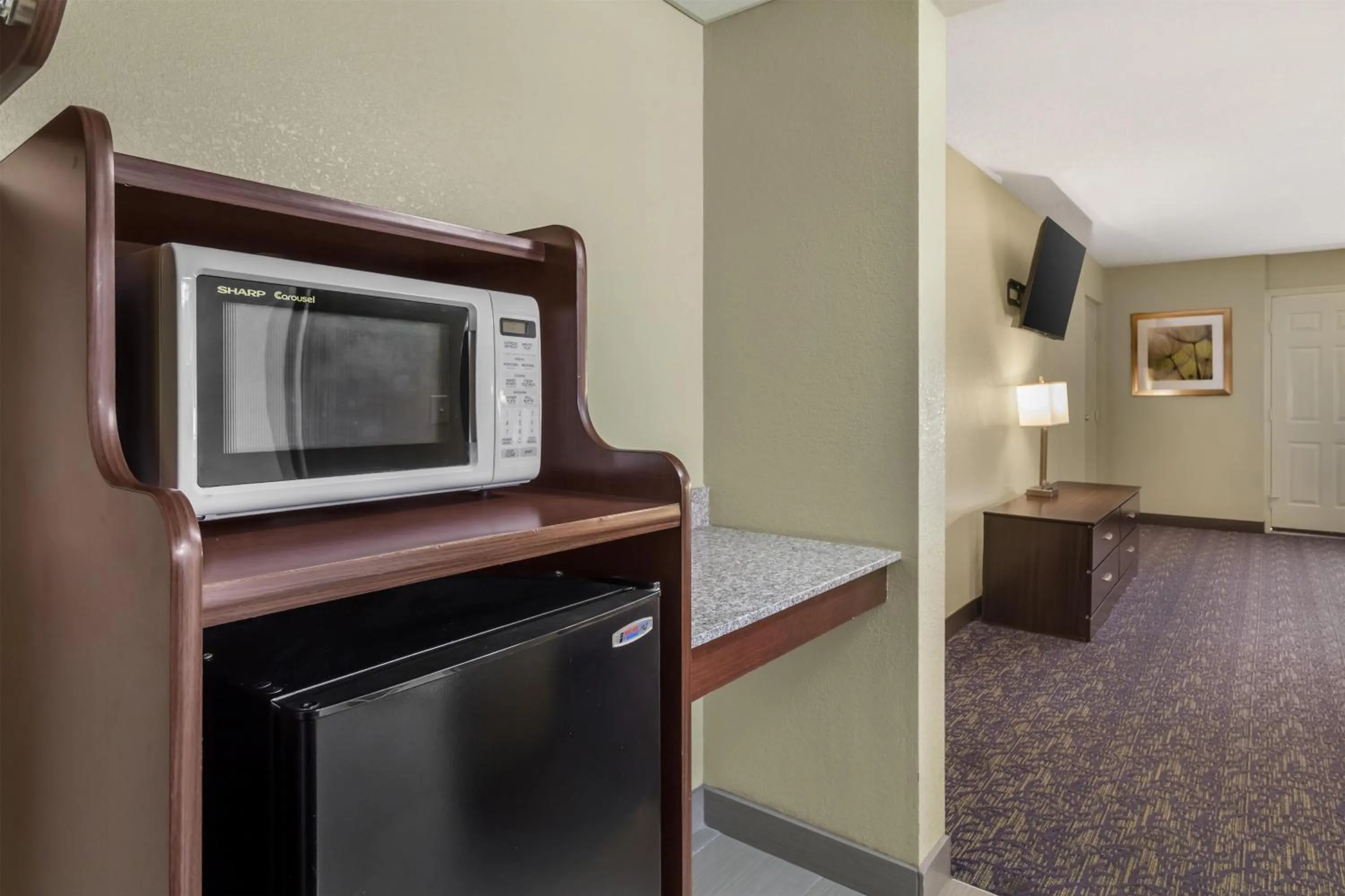 Bedroom in Best Western Plaza Inn