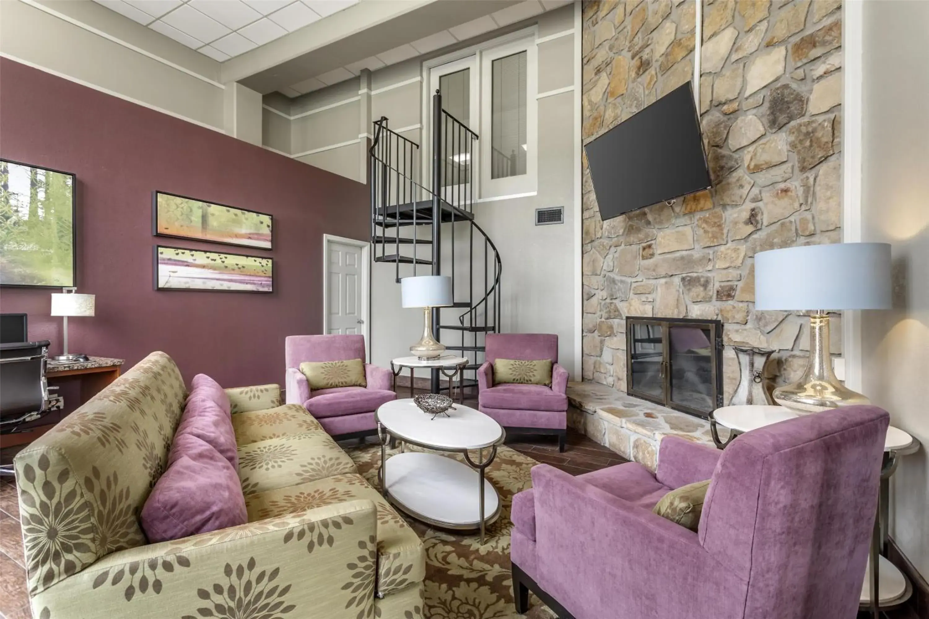 Lobby or reception in Best Western Plaza Inn Lobby or reception in Best Western Plaza Inn