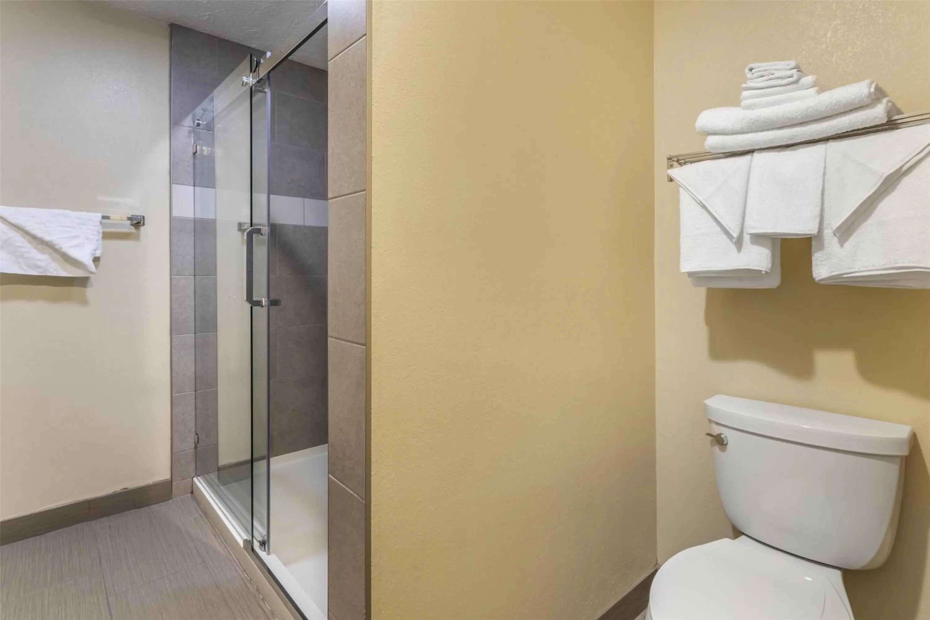 Bathroom in Best Western Plaza Inn