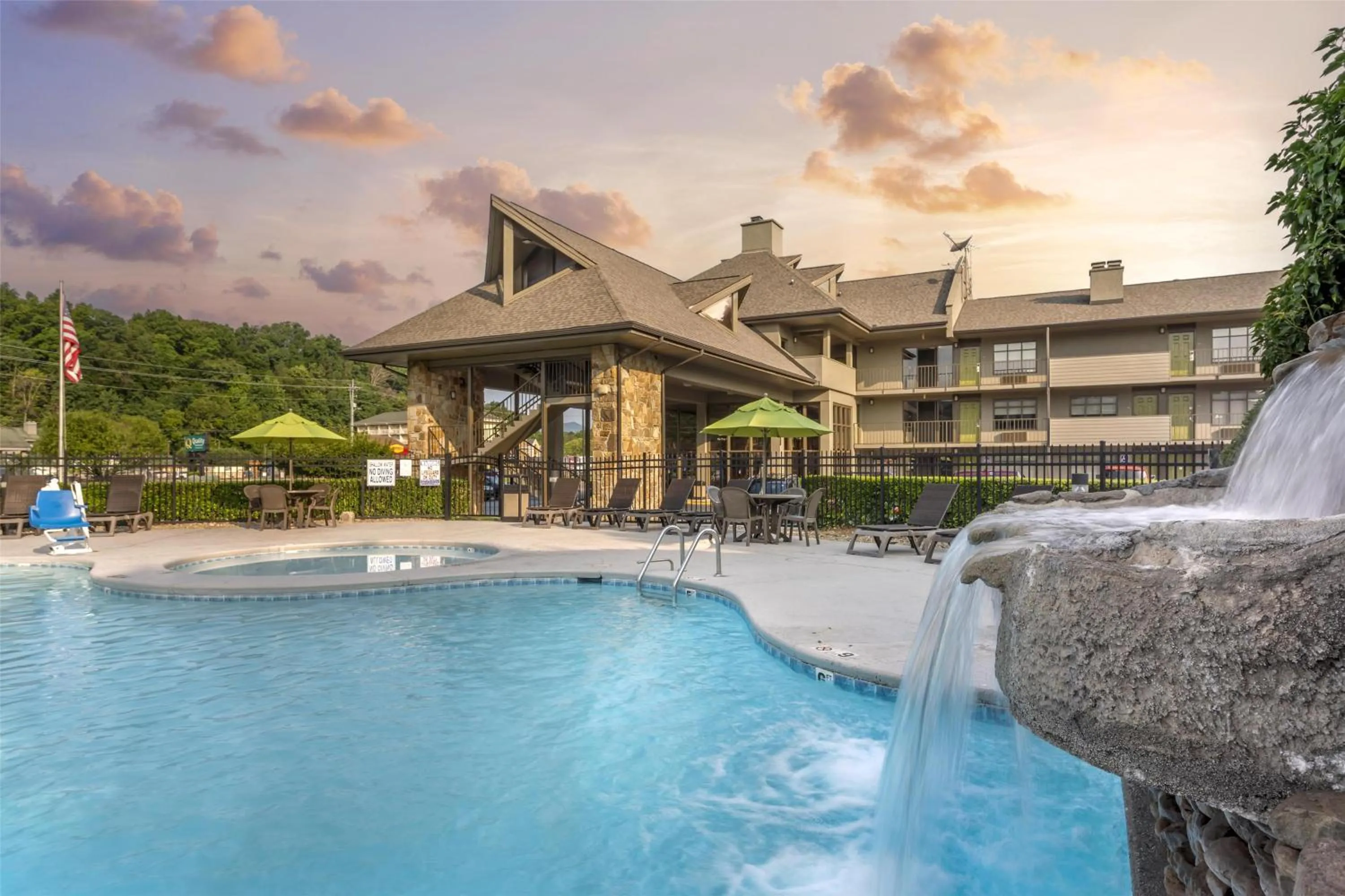 Pool view in Best Western Plaza Inn