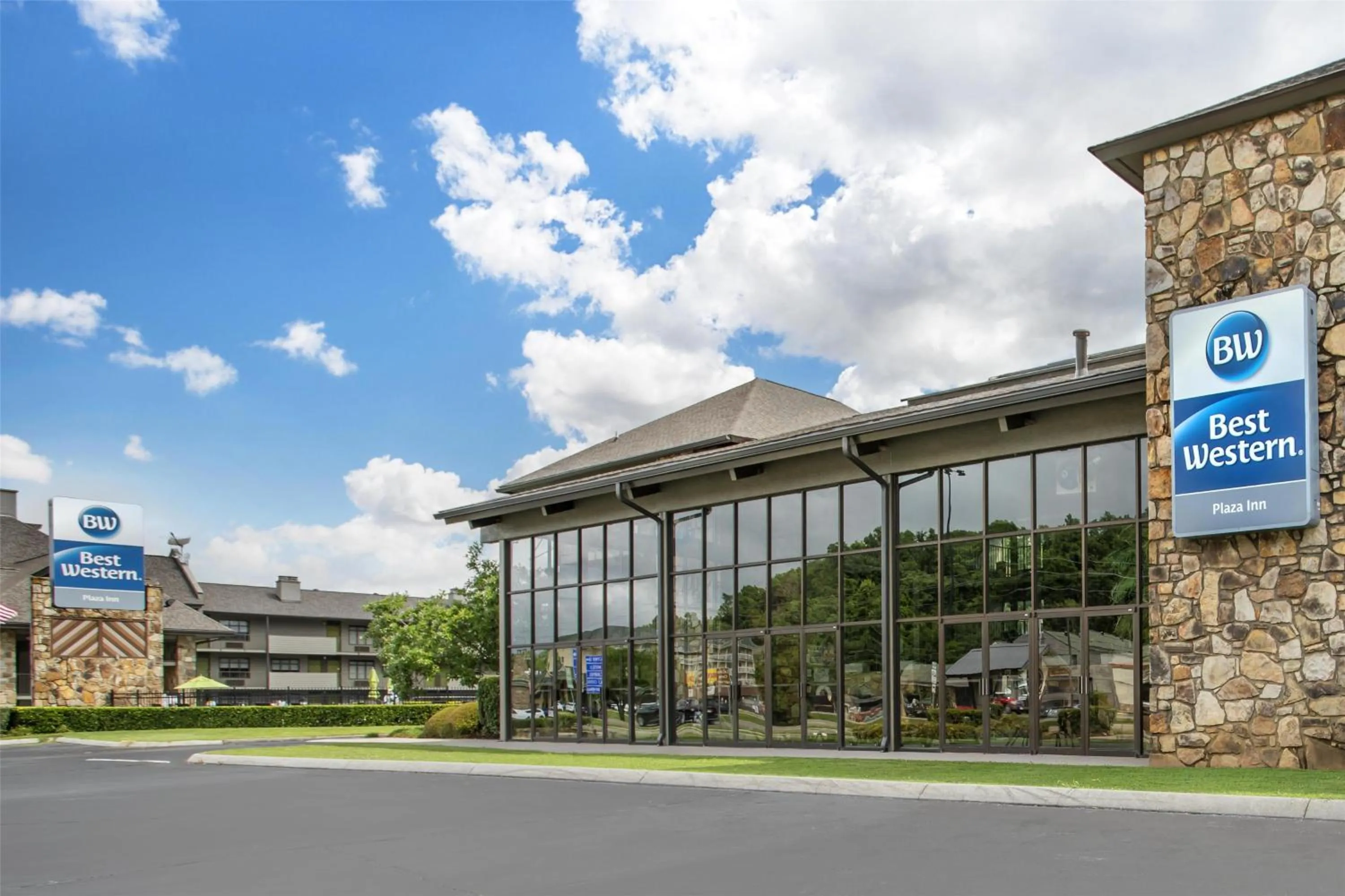 Property building in Best Western Plaza Inn