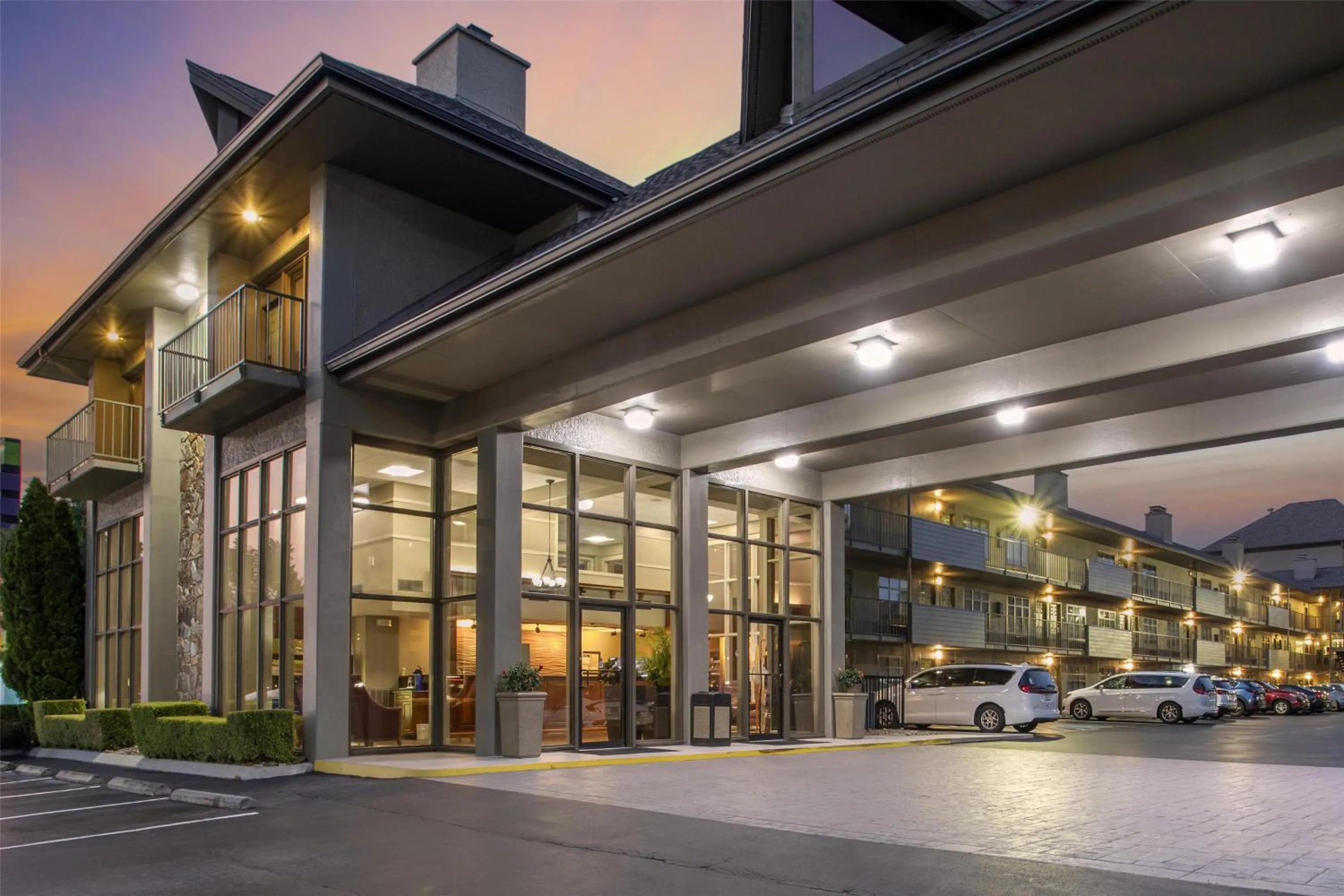 Property building in Best Western Plaza Inn