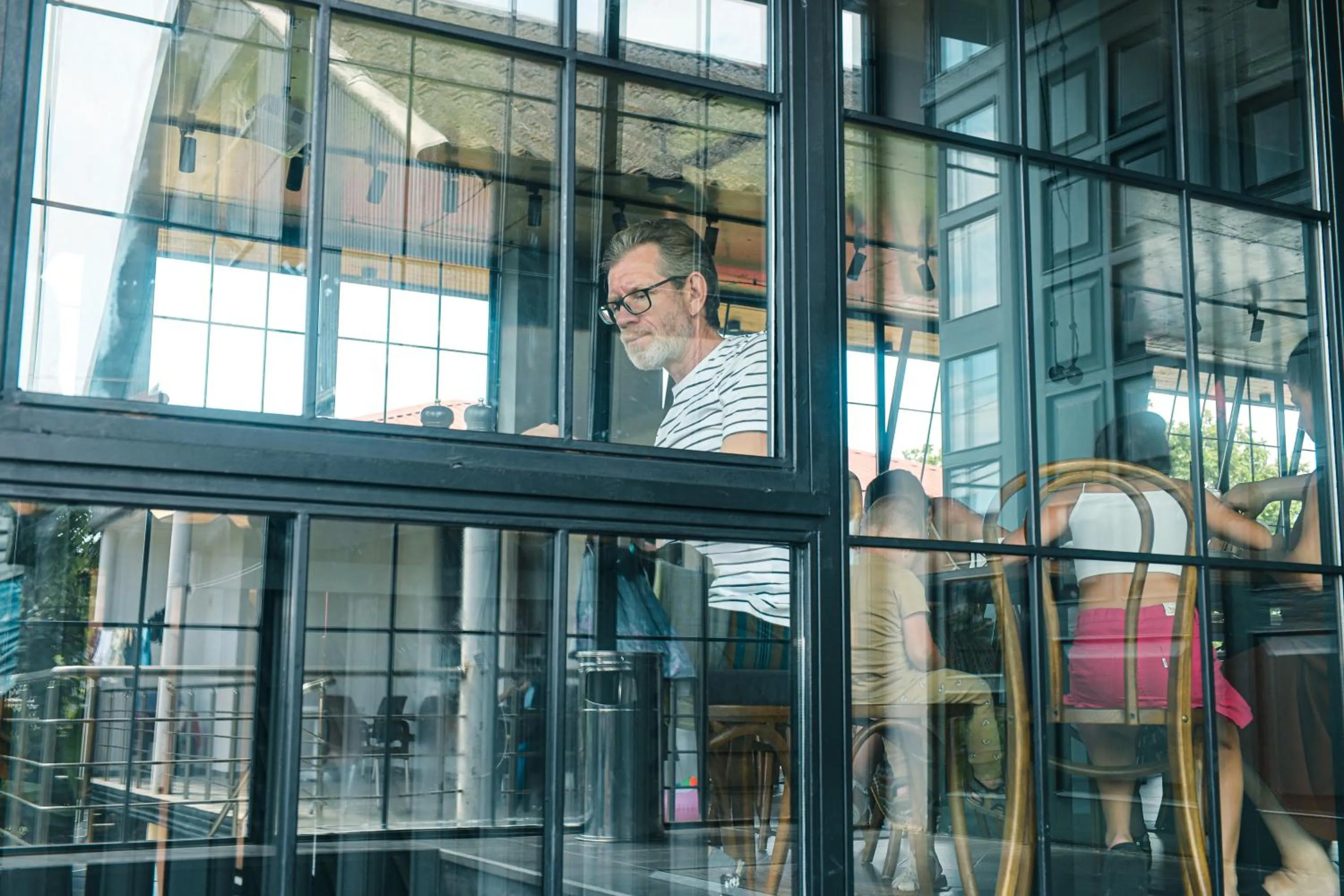 Restaurant/places to eat in Level Up Hotel & Restaurant