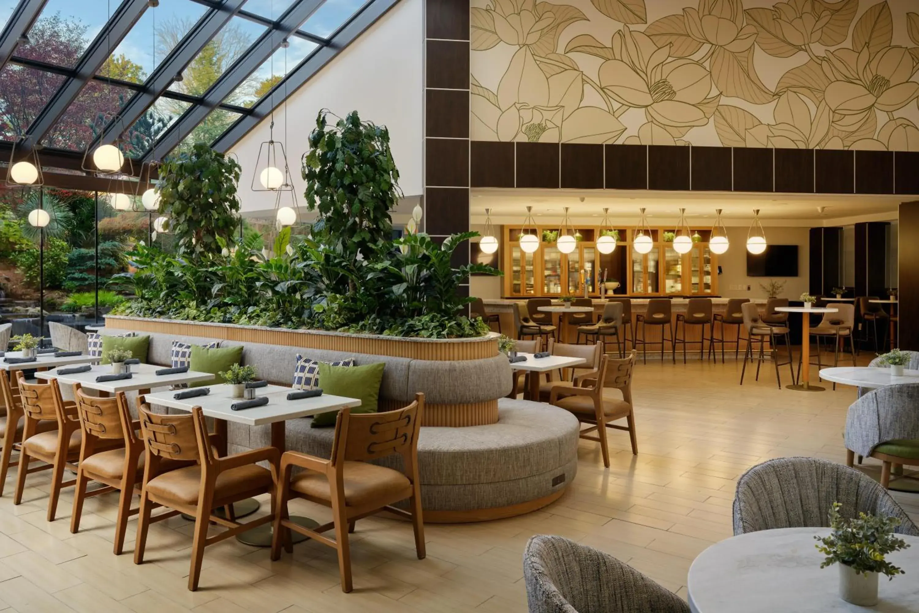 Restaurant/places to eat in Hyatt Regency Suites Atlanta Northwest Restaurant/places to eat in Hyatt Regency Suites Atlanta Northwest