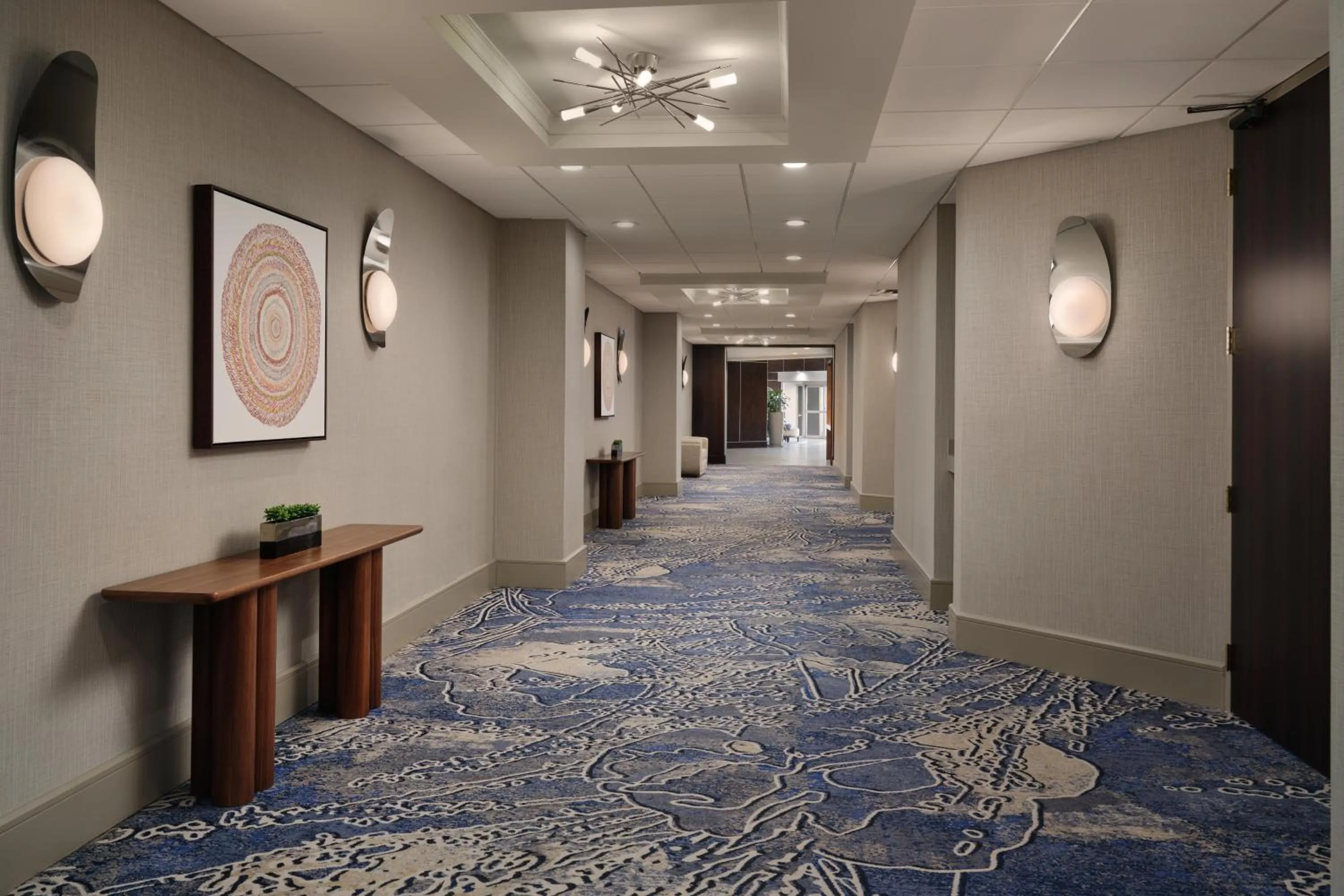 Meeting/conference room, Bed in Hyatt Regency Suites Atlanta Northwest