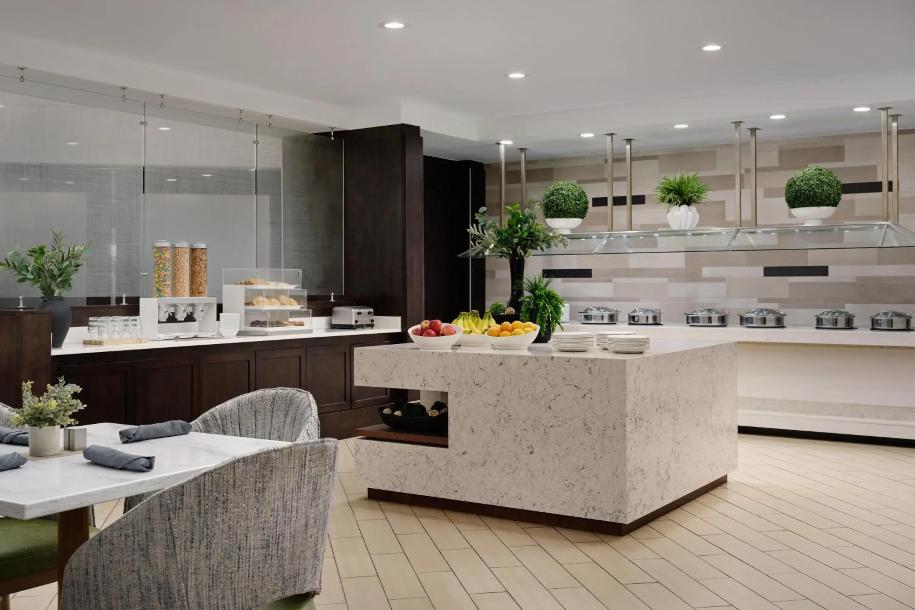 Restaurant/places to eat in Hyatt Regency Suites Atlanta Northwest Restaurant/places to eat in Hyatt Regency Suites Atlanta Northwest