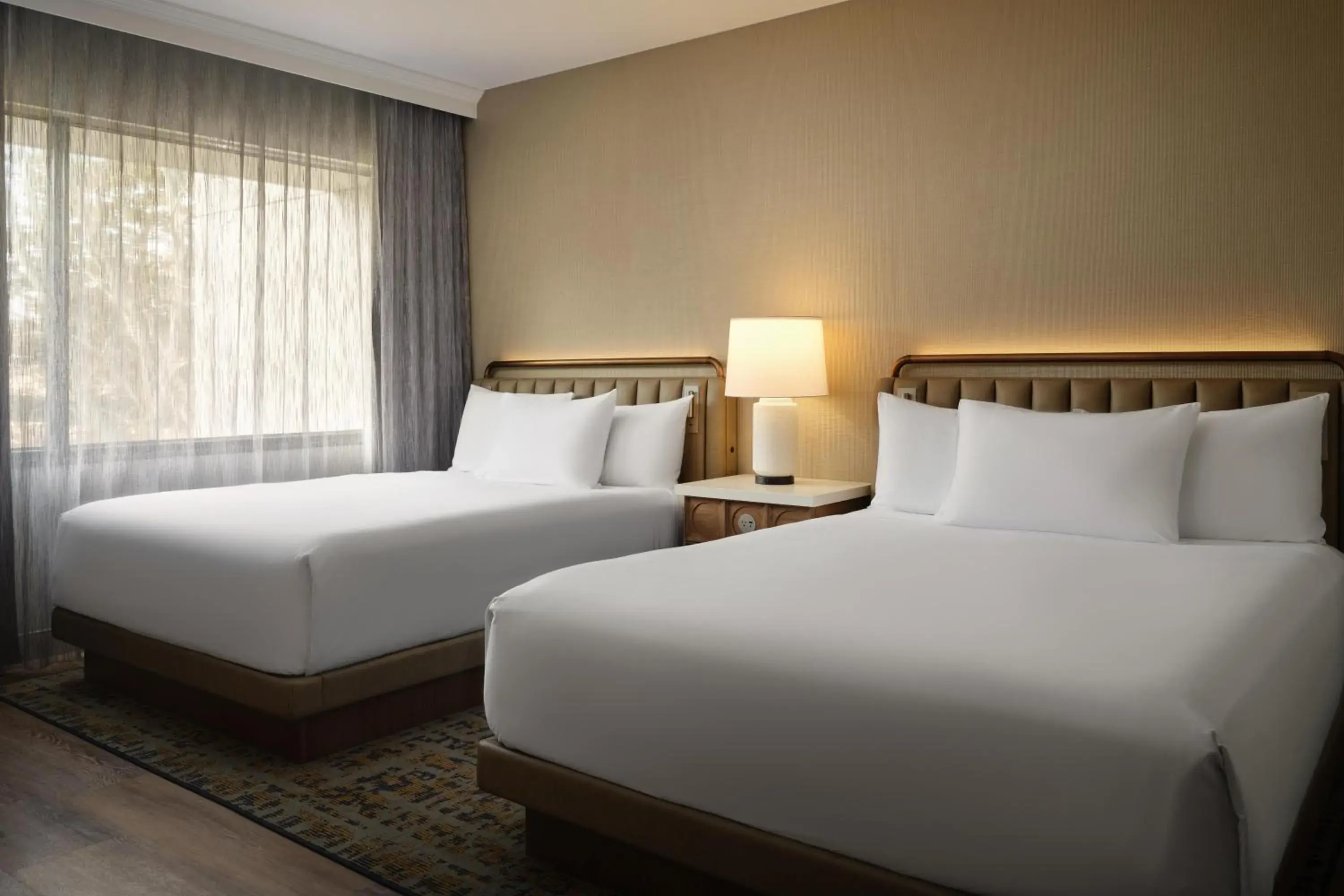 Bed in Hyatt Regency Suites Atlanta Northwest Bed in Hyatt Regency Suites Atlanta Northwest