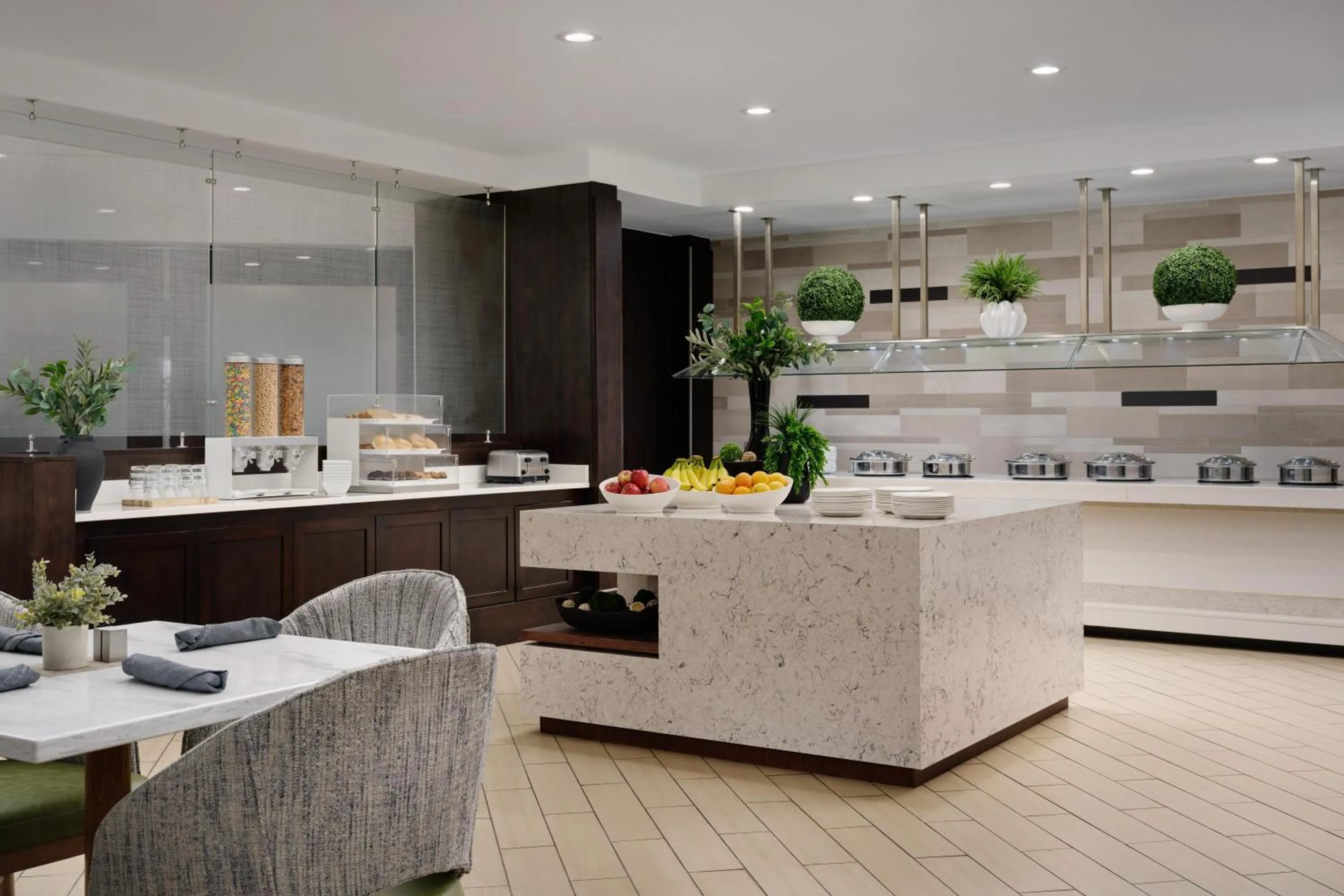 Restaurant/places to eat in Hyatt Regency Suites Atlanta Northwest