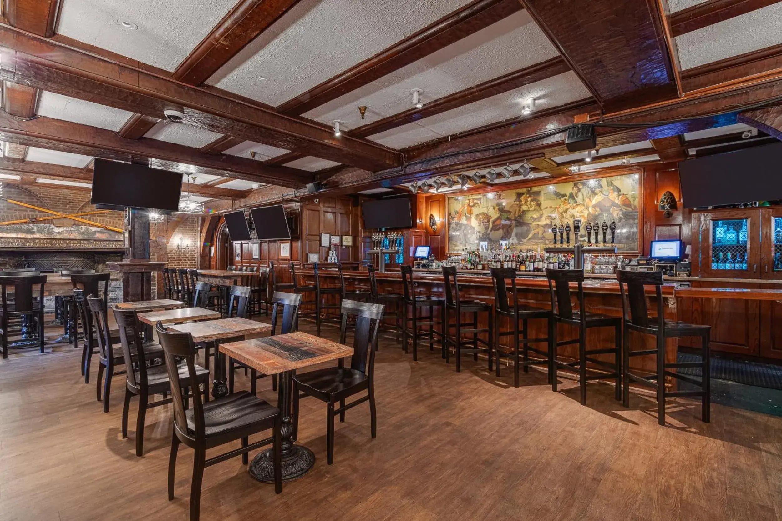 Restaurant/places to eat in Nassau Inn Restaurant/places to eat in Nassau Inn