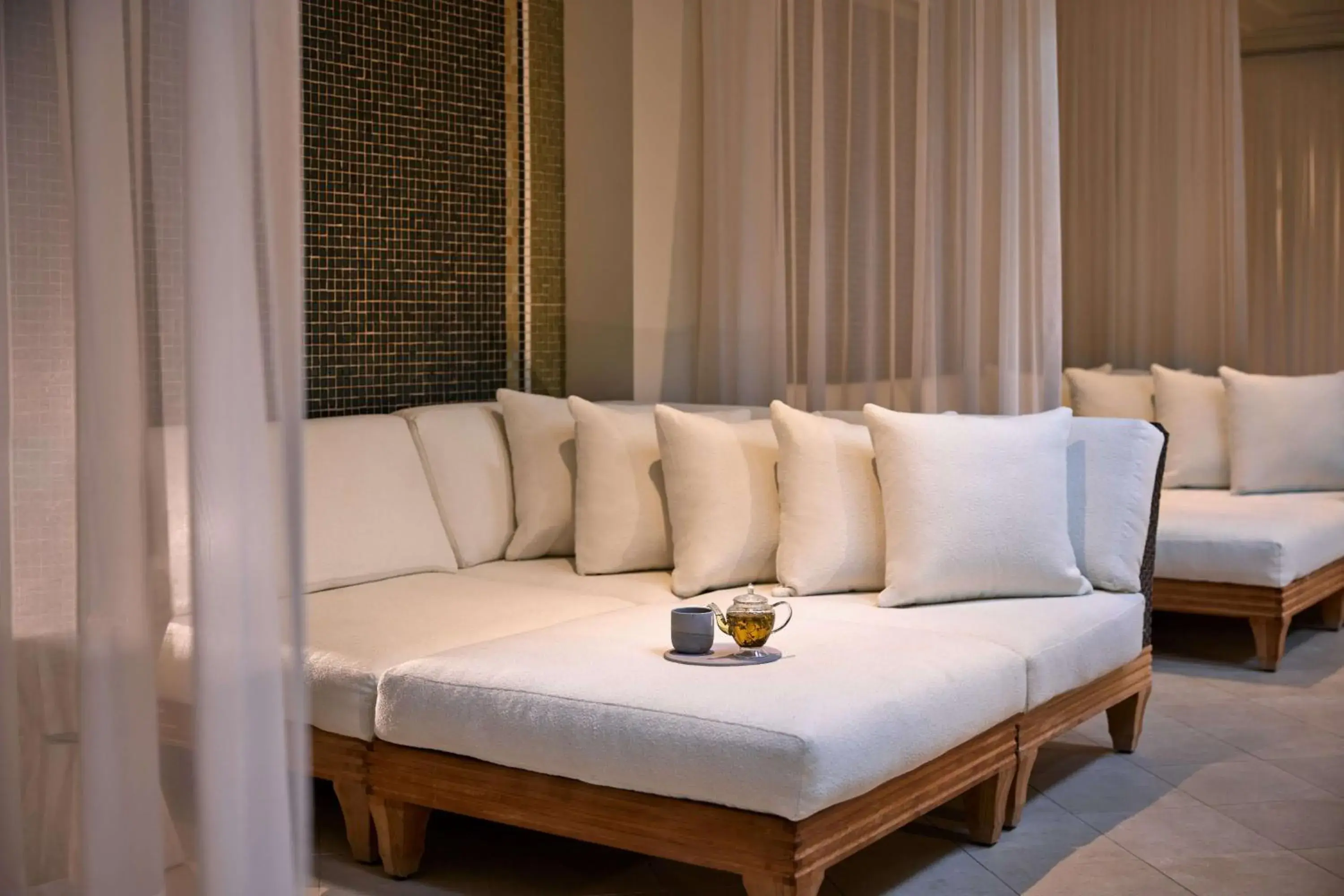 Spa and wellness centre/facilities in The Maybourne Beverly Hills, Maybourne Spa and wellness centre/facilities in The Maybourne Beverly Hills, Maybourne