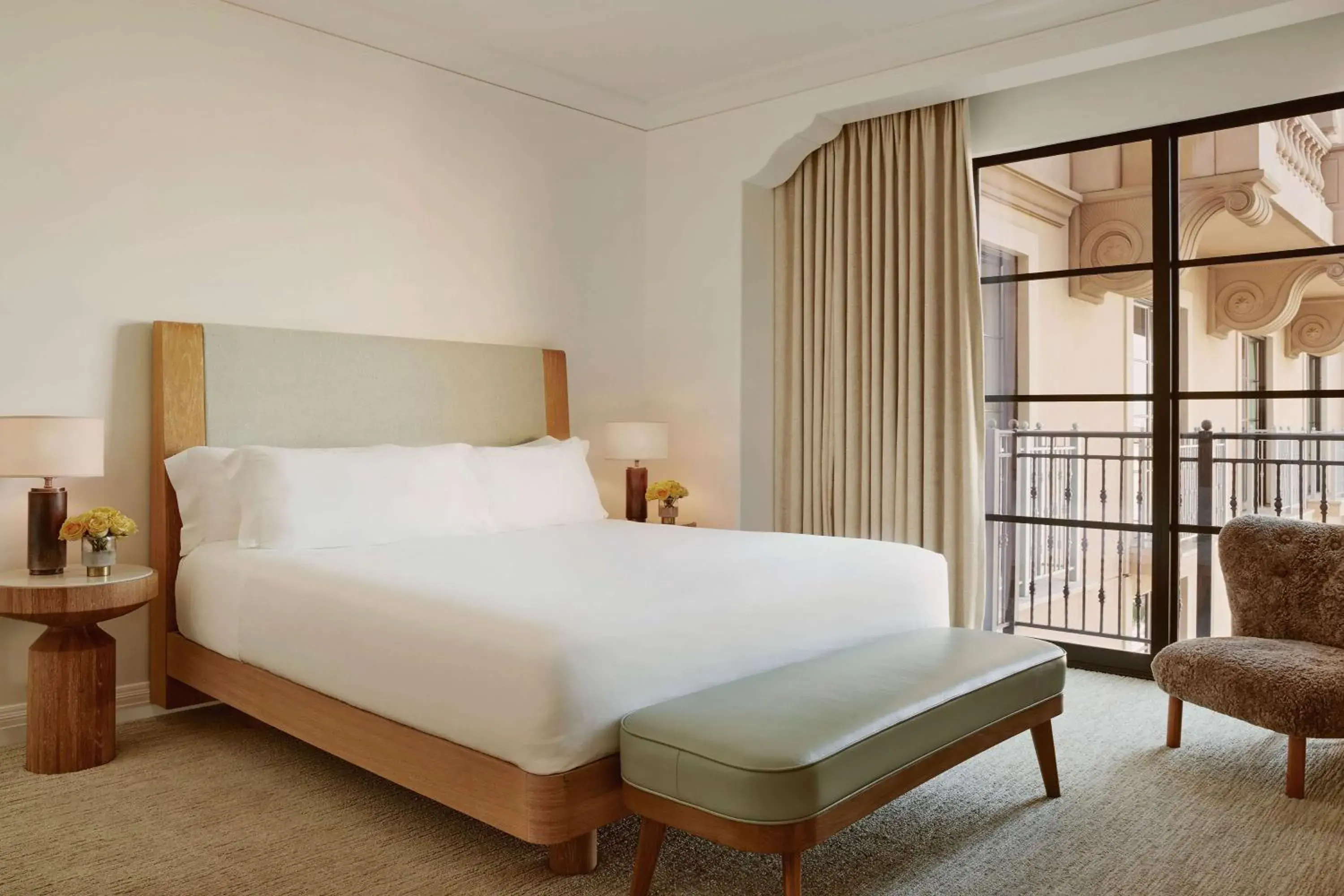 Bedroom, Bed in The Maybourne Beverly Hills, Maybourne Bedroom, Bed in The Maybourne Beverly Hills, Maybourne