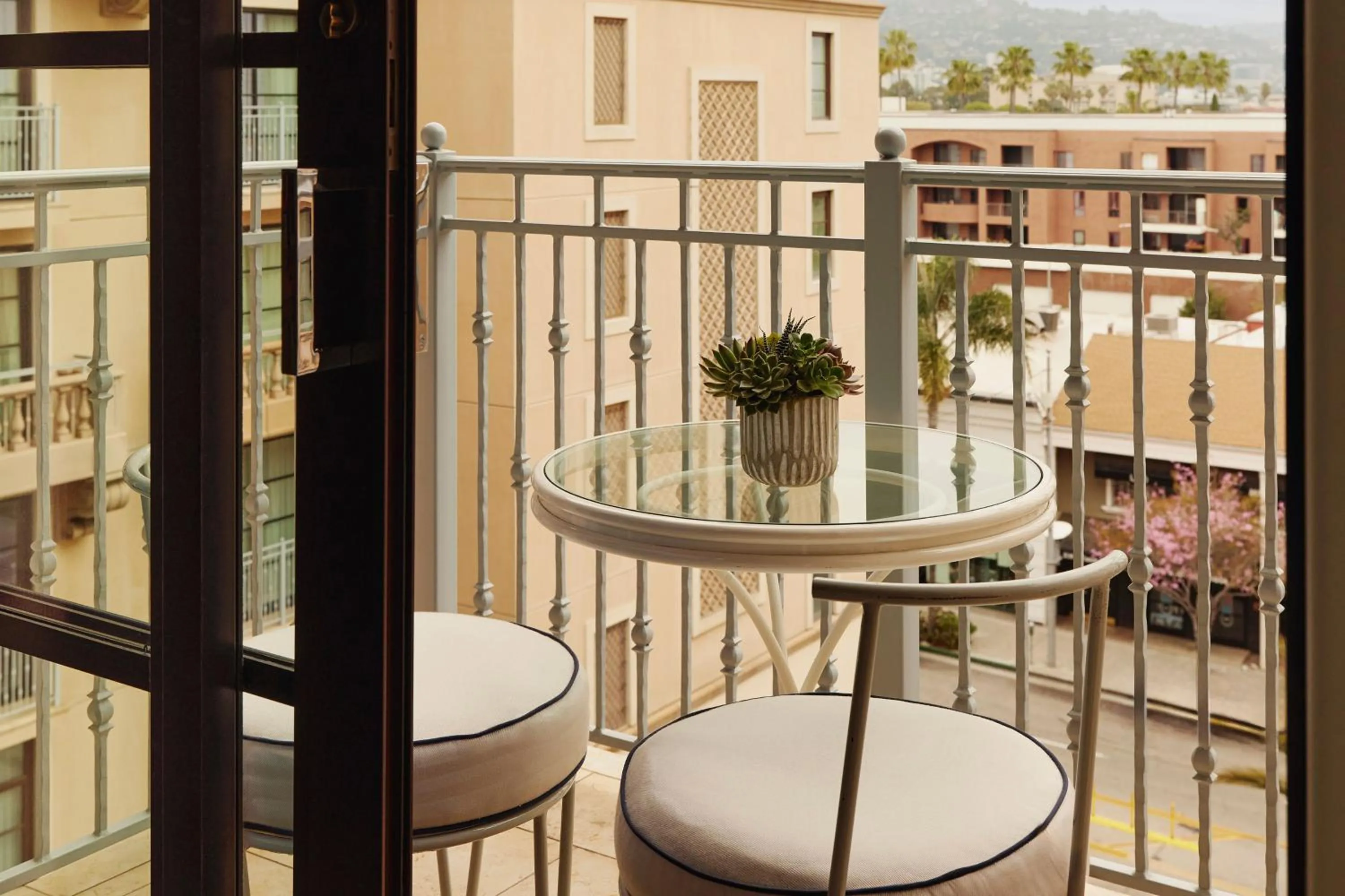 Balcony/Terrace in The Maybourne Beverly Hills, Maybourne