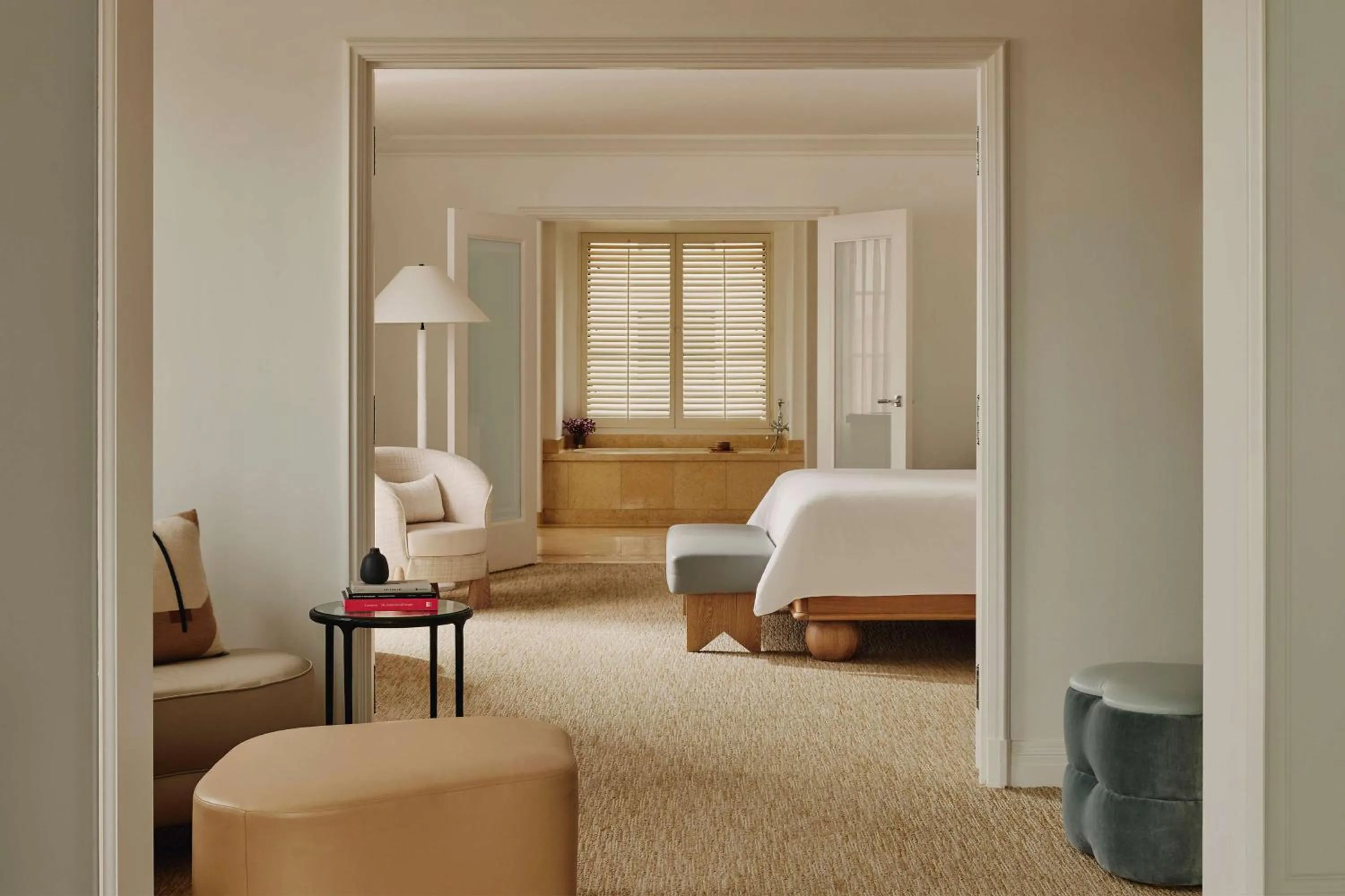 Bedroom, Bed in The Maybourne Beverly Hills, Maybourne