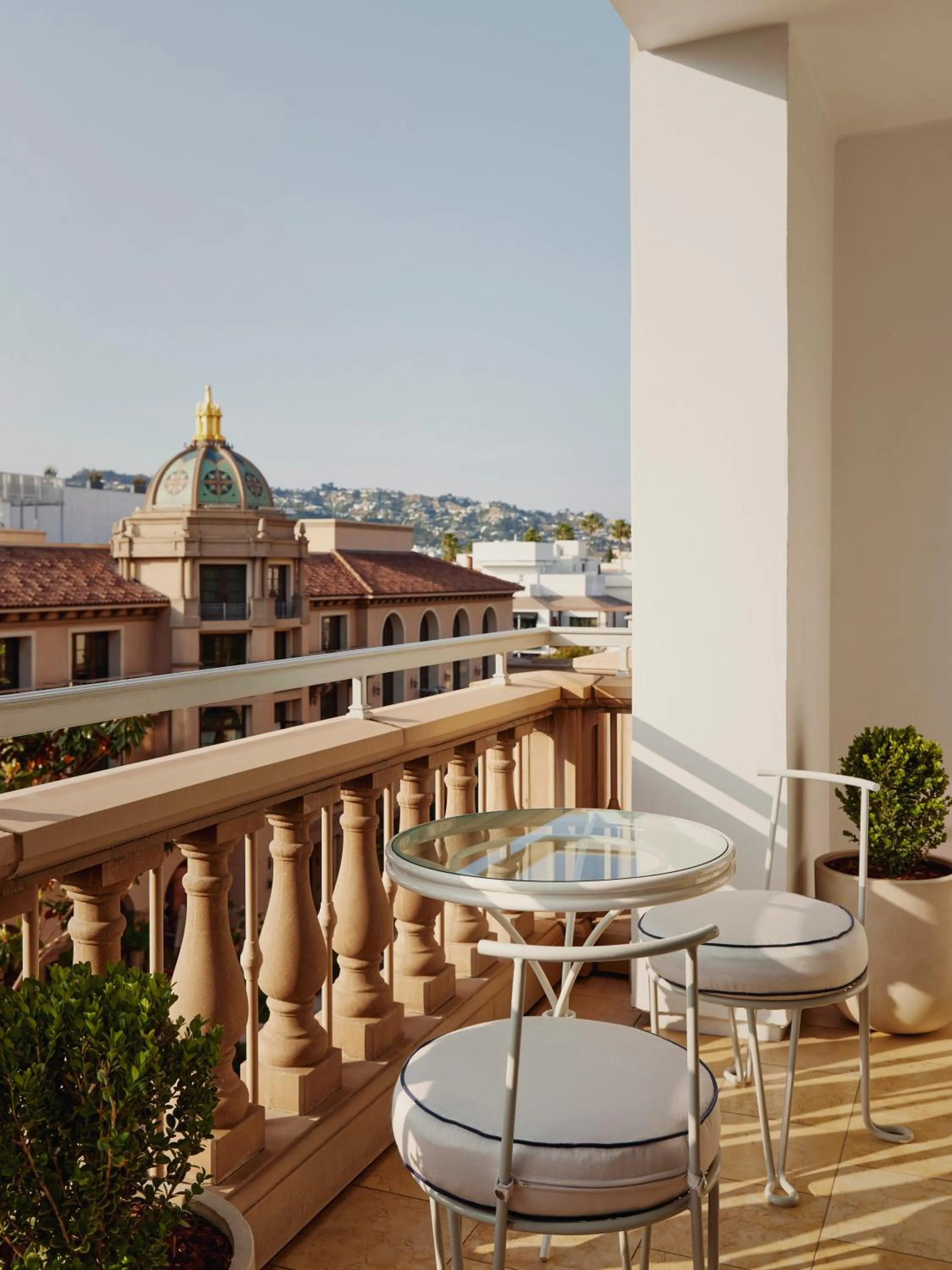 Balcony/Terrace in The Maybourne Beverly Hills, Maybourne