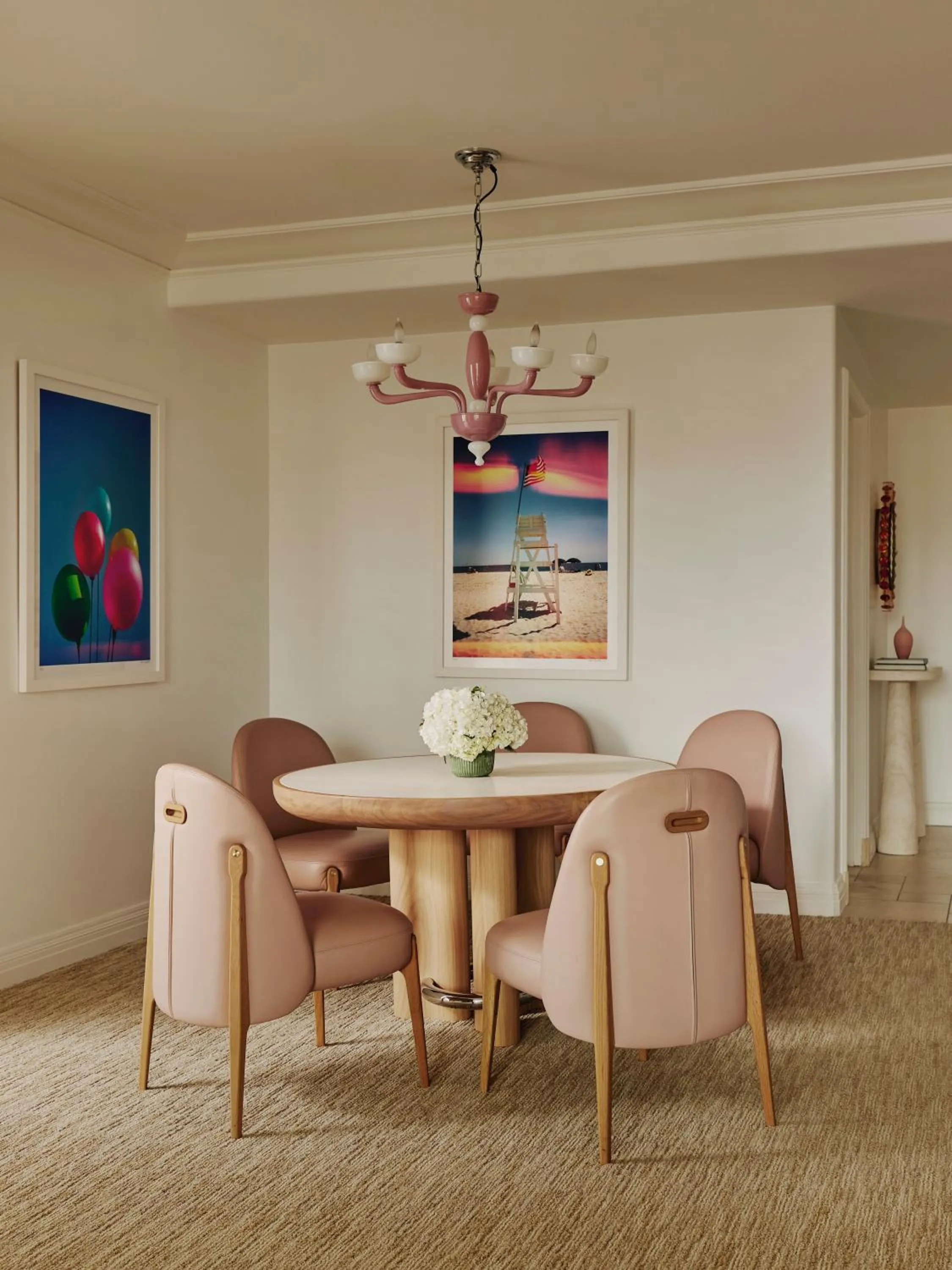 Dining area in The Maybourne Beverly Hills, Maybourne