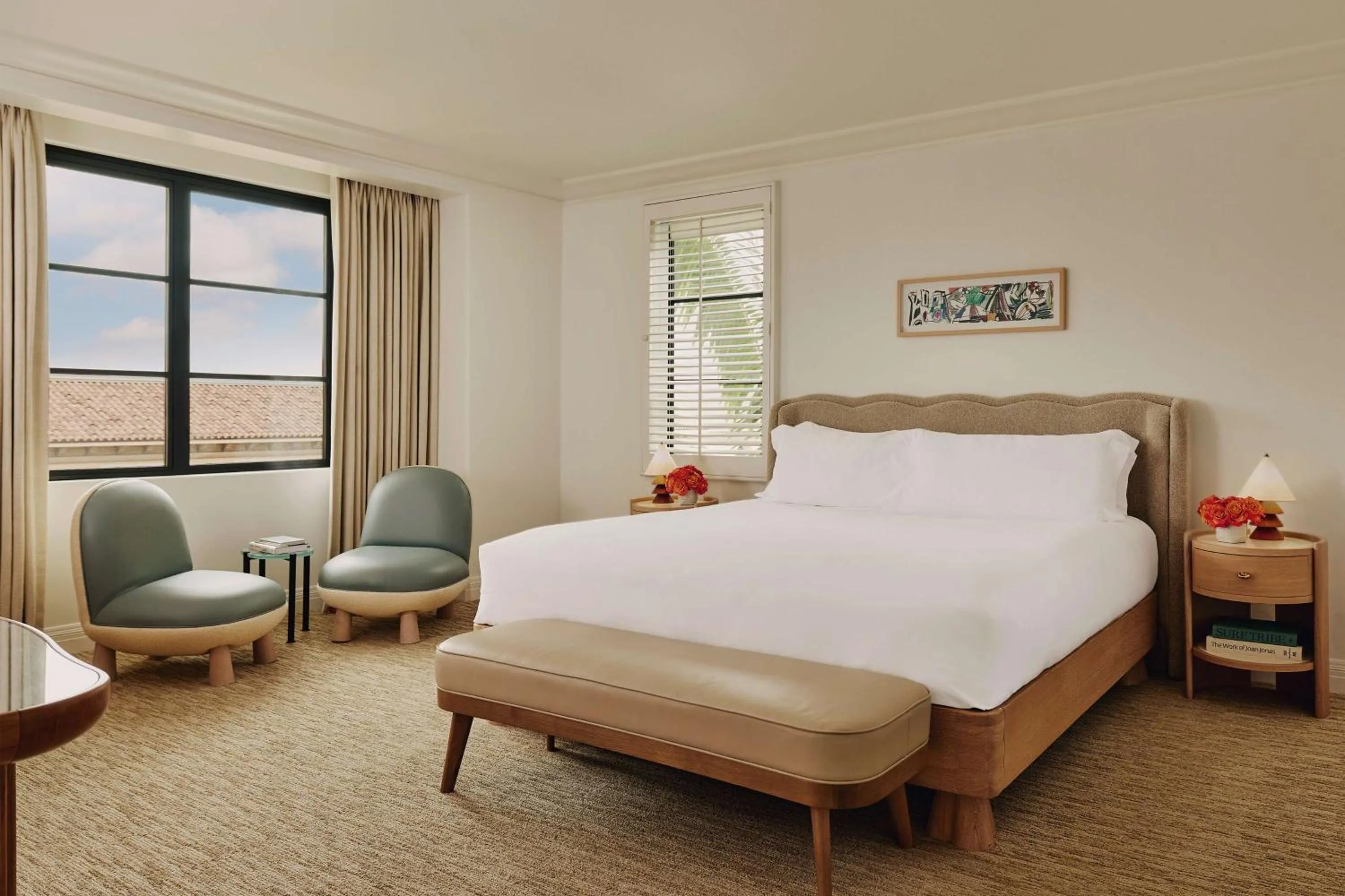 Bedroom, Bed in The Maybourne Beverly Hills, Maybourne