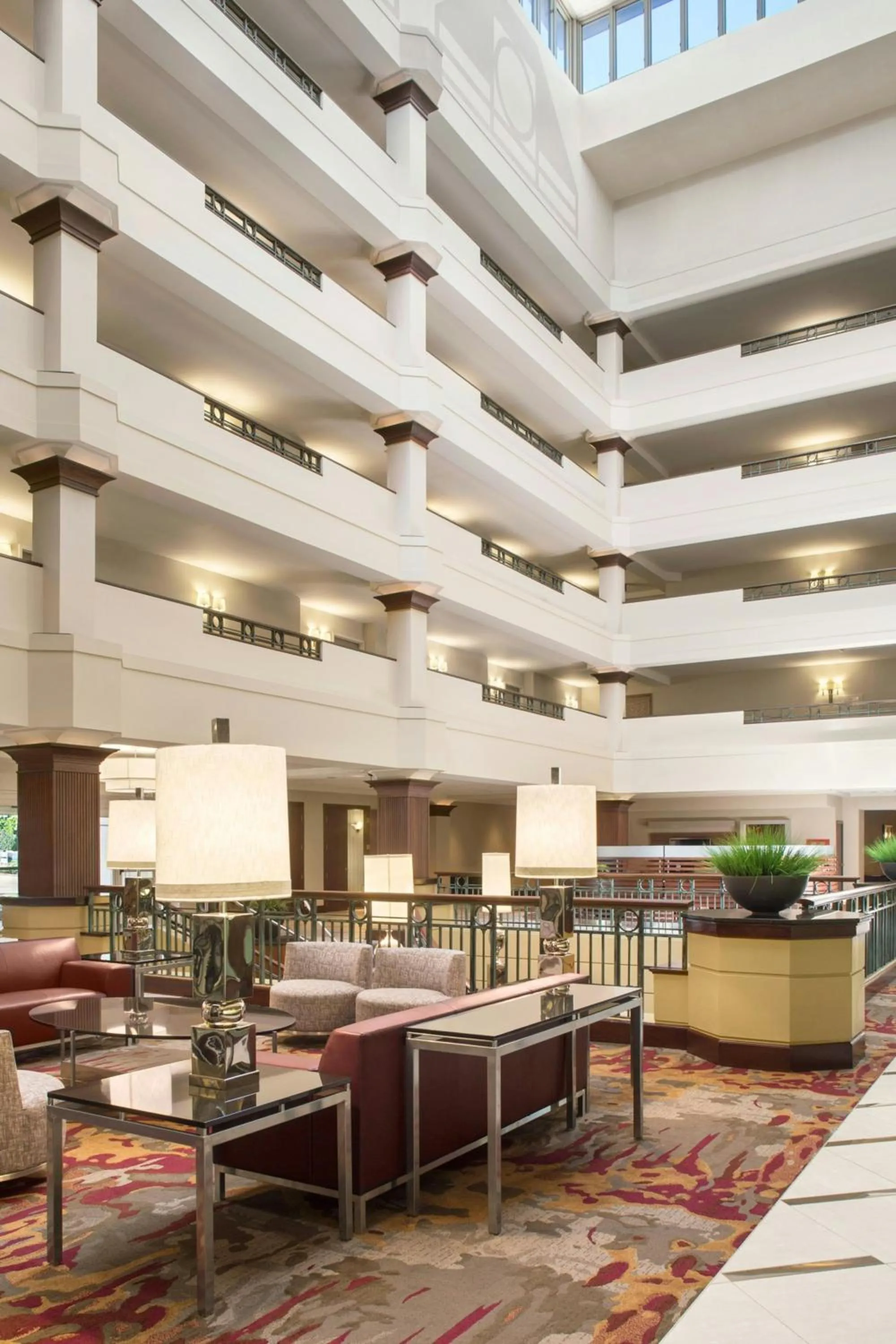 Lobby or reception in Sheraton Suites Akron Cuyahoga Falls