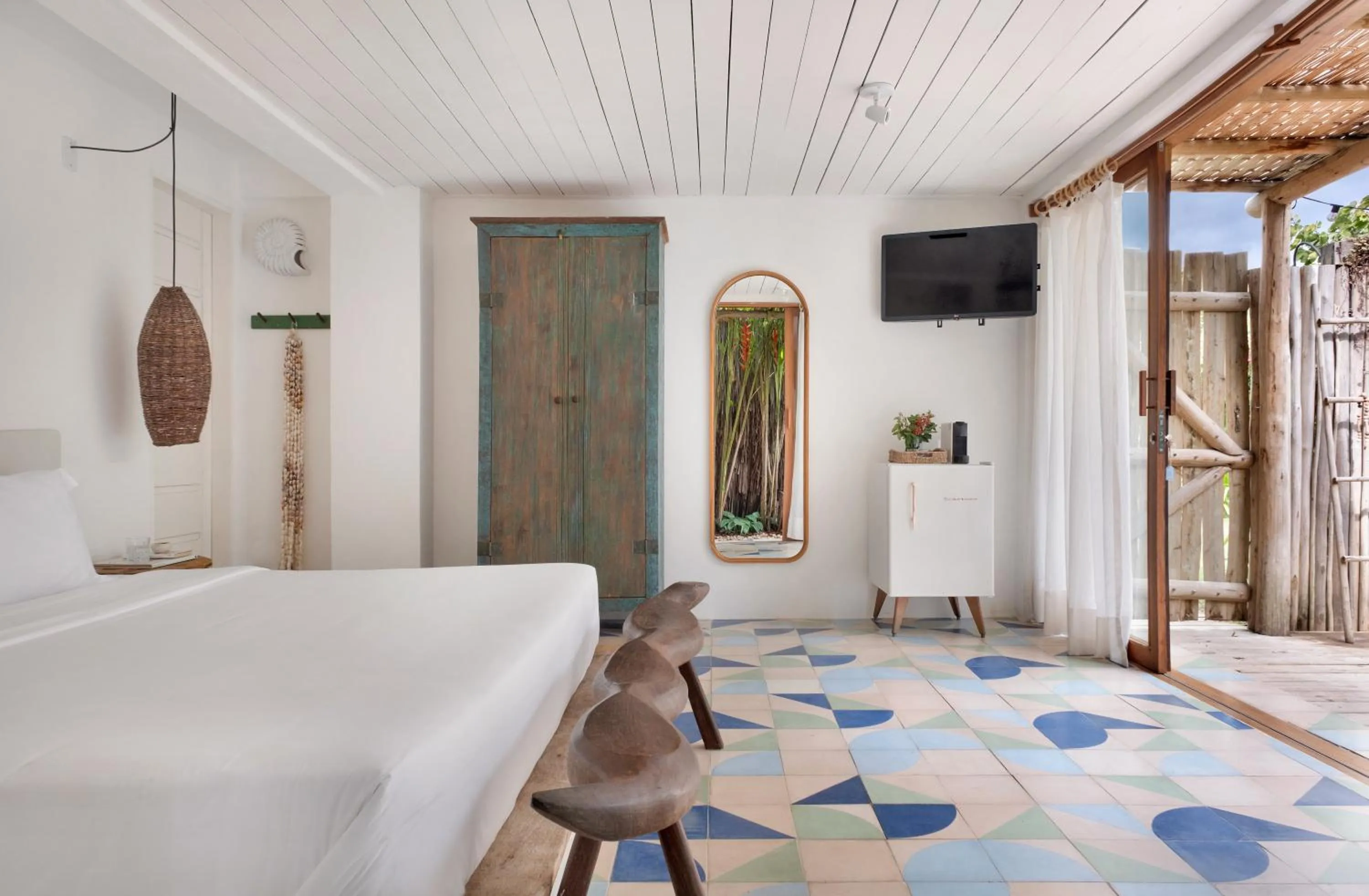 Decorative detail, Bed in Casa das Conchas Caraiva