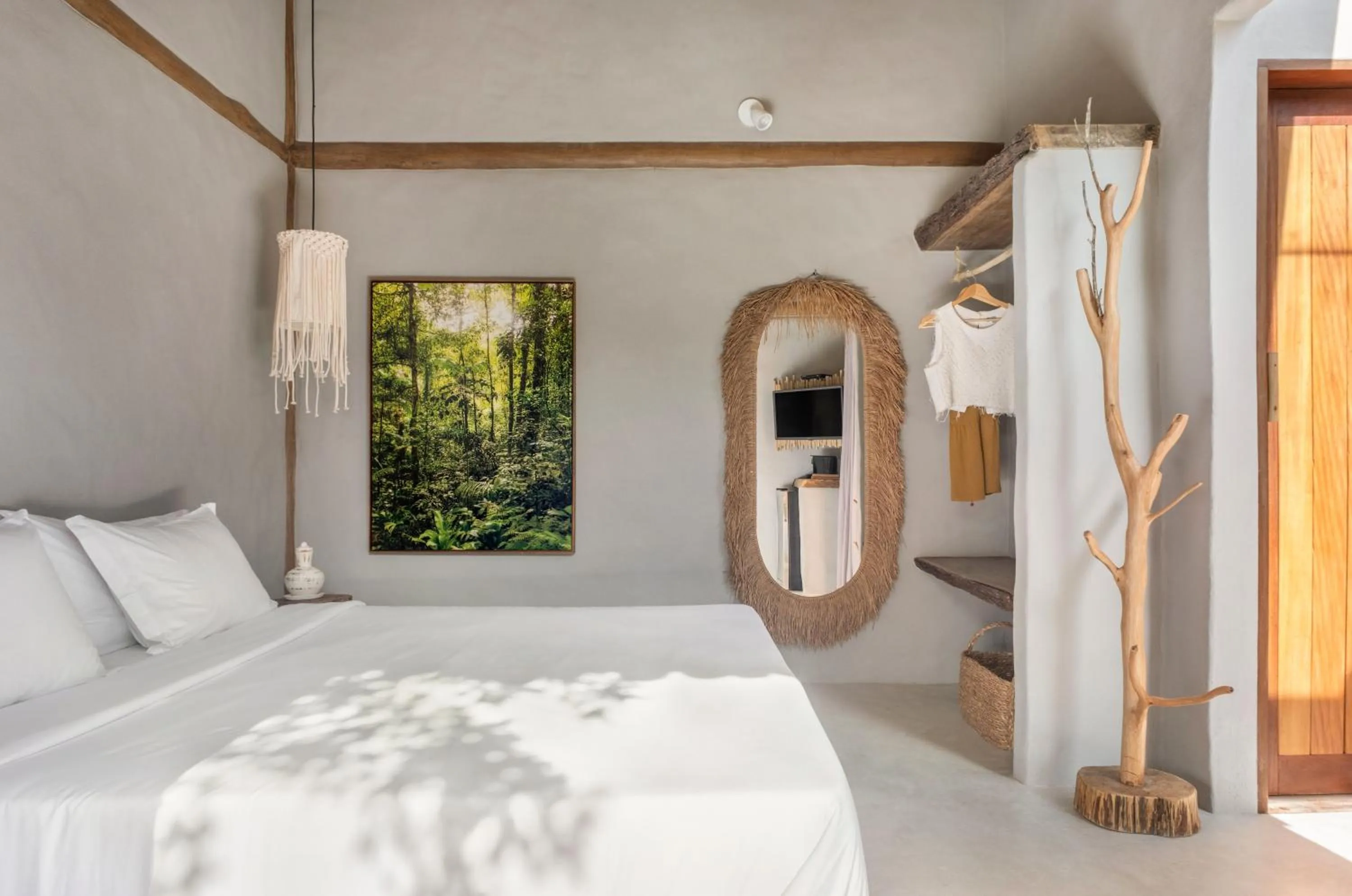 Decorative detail, Bed in Casa das Conchas Caraiva