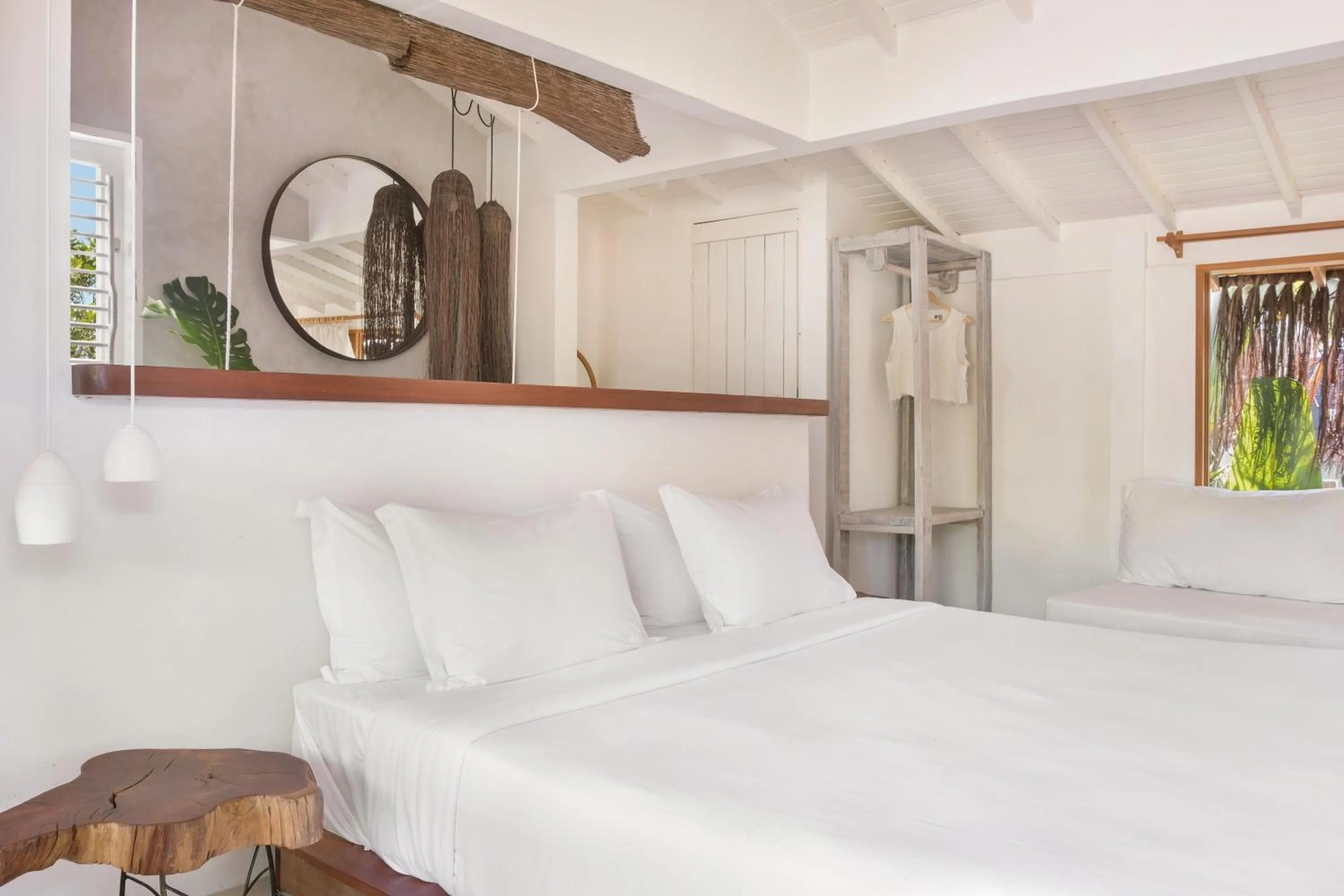 Decorative detail, Bed in Casa das Conchas Caraiva