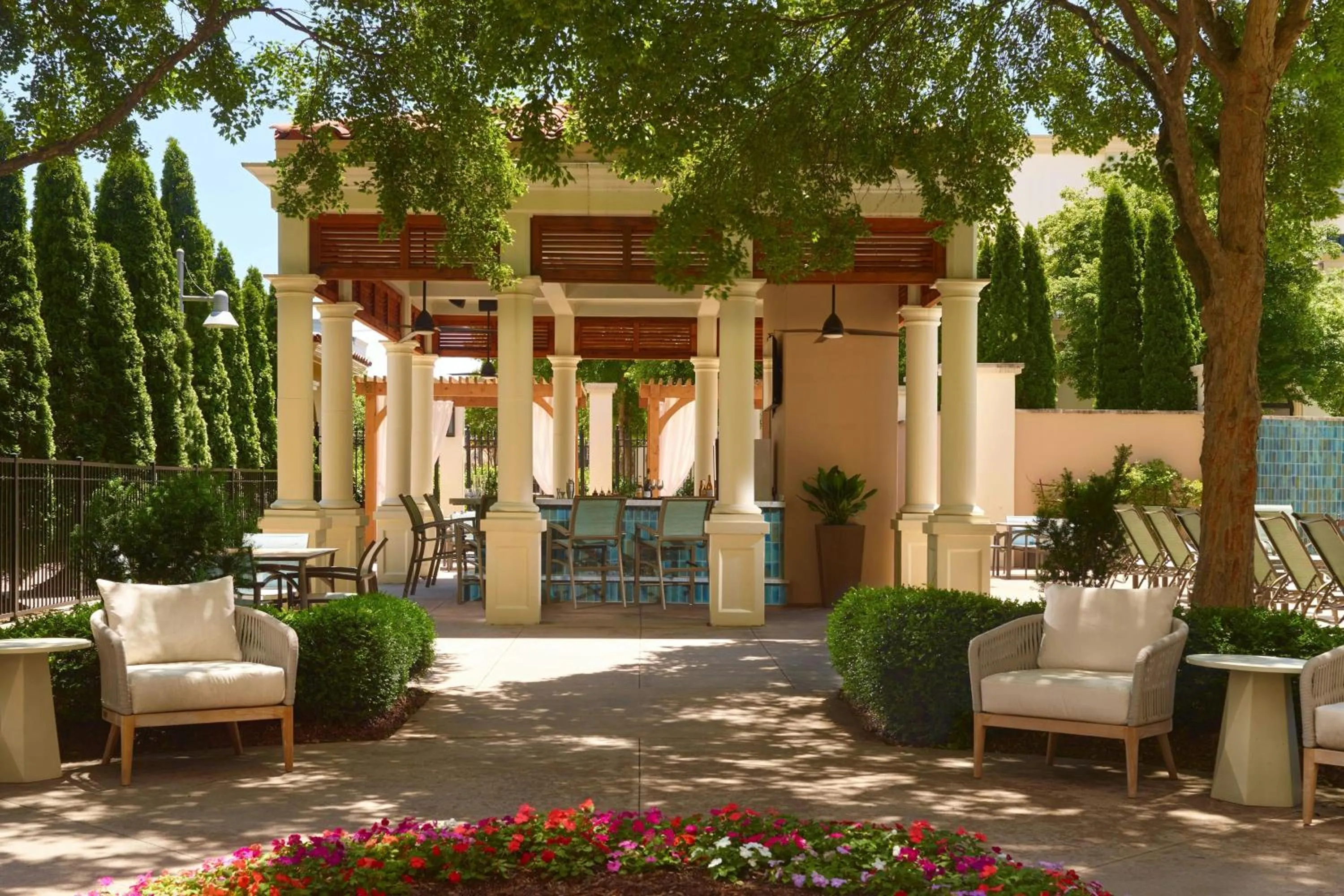 Swimming pool in The Westin Huntsville