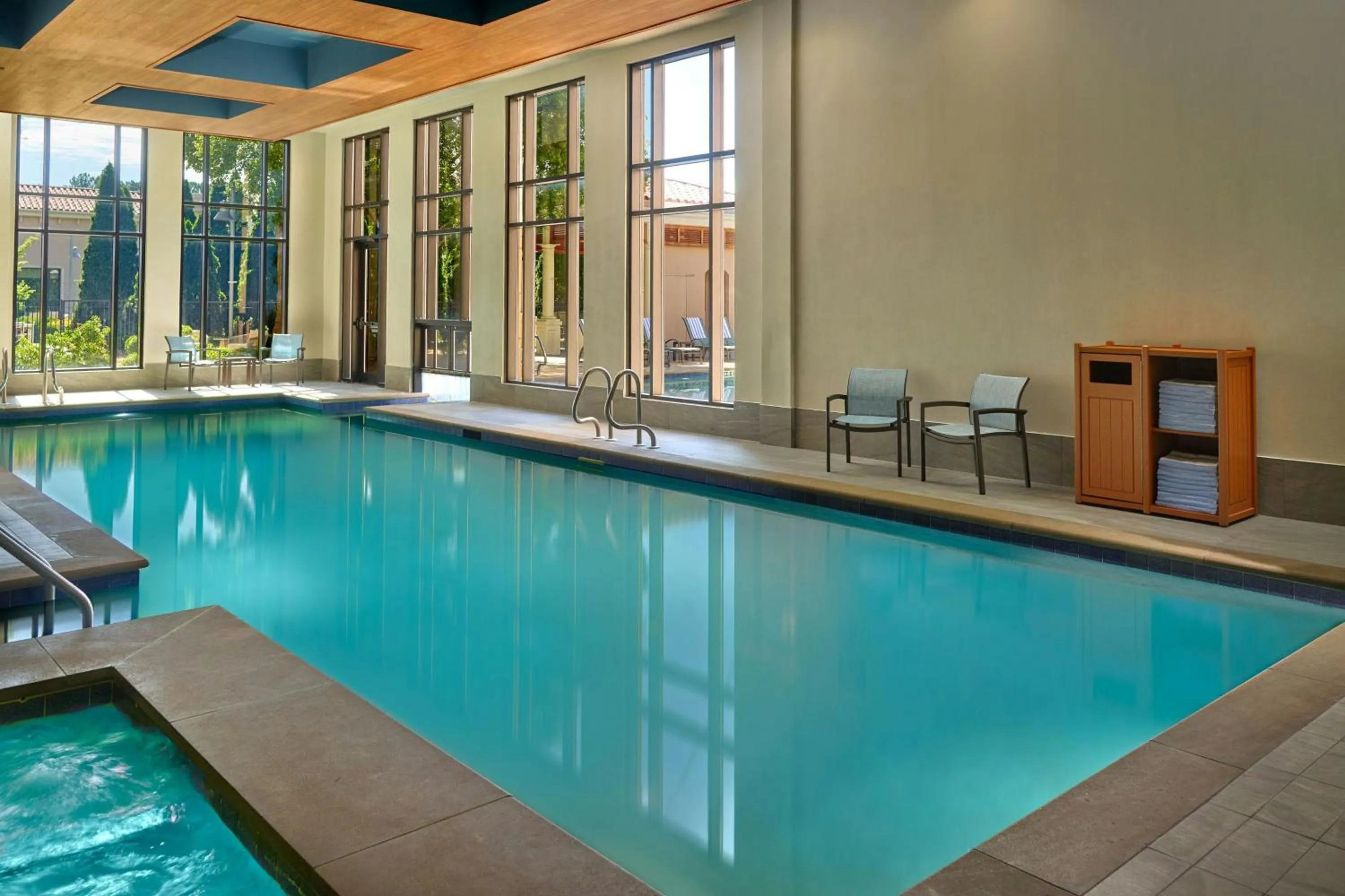 Swimming pool in The Westin Huntsville