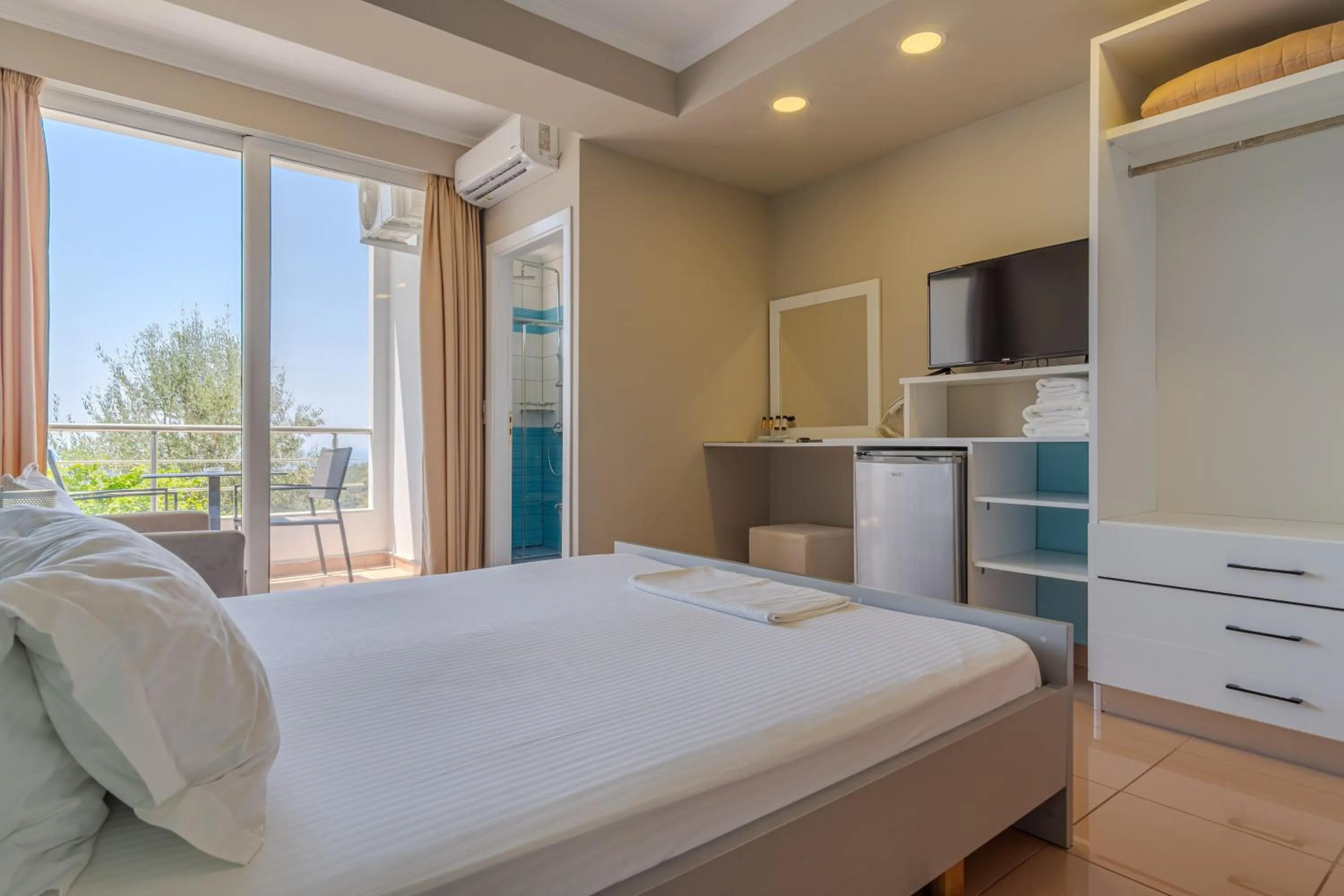 Bed in Aphrodite's Garden