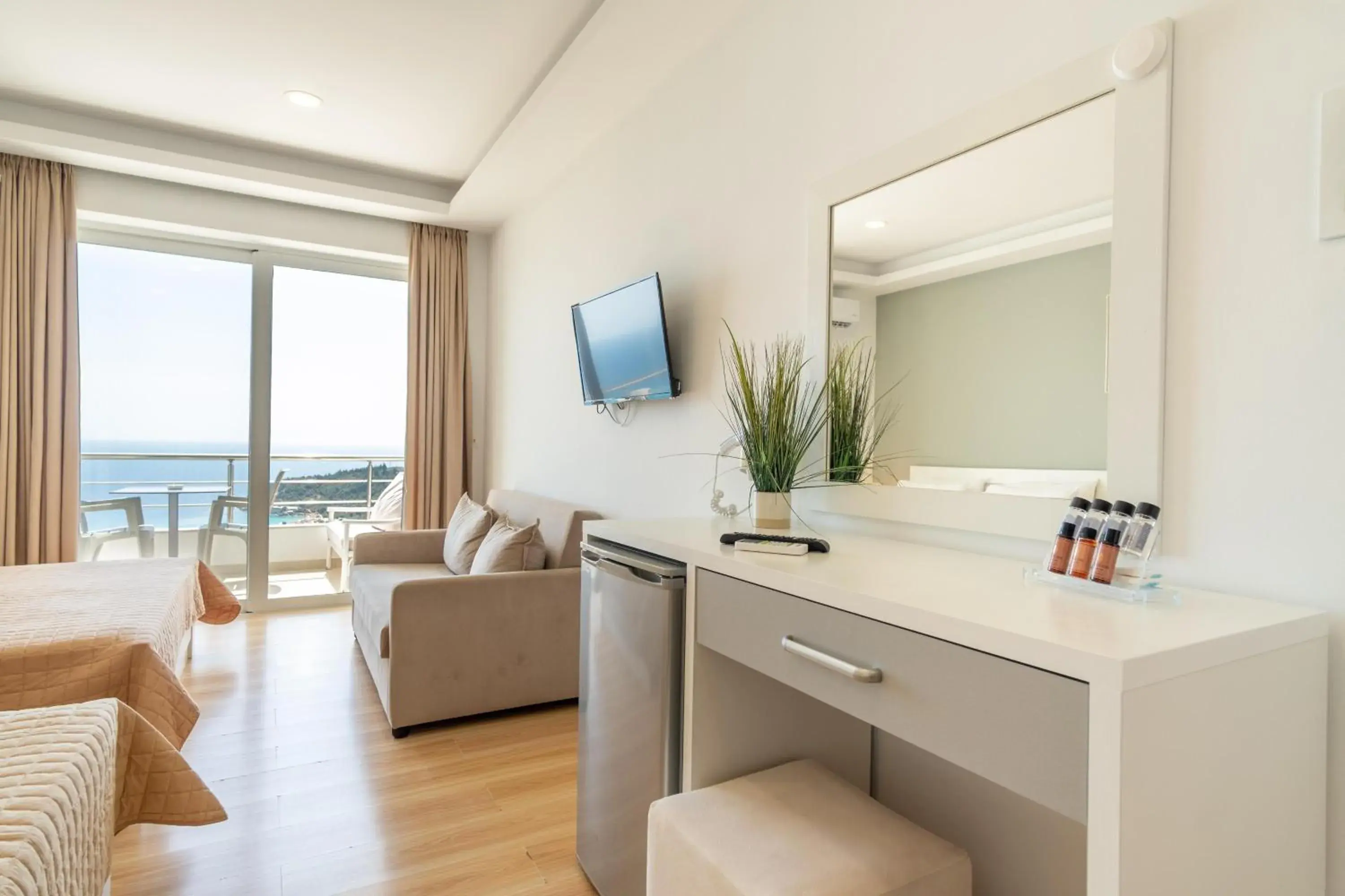 Classic Triple Room in Aphrodite's Garden Classic Triple Room in Aphrodite's Garden