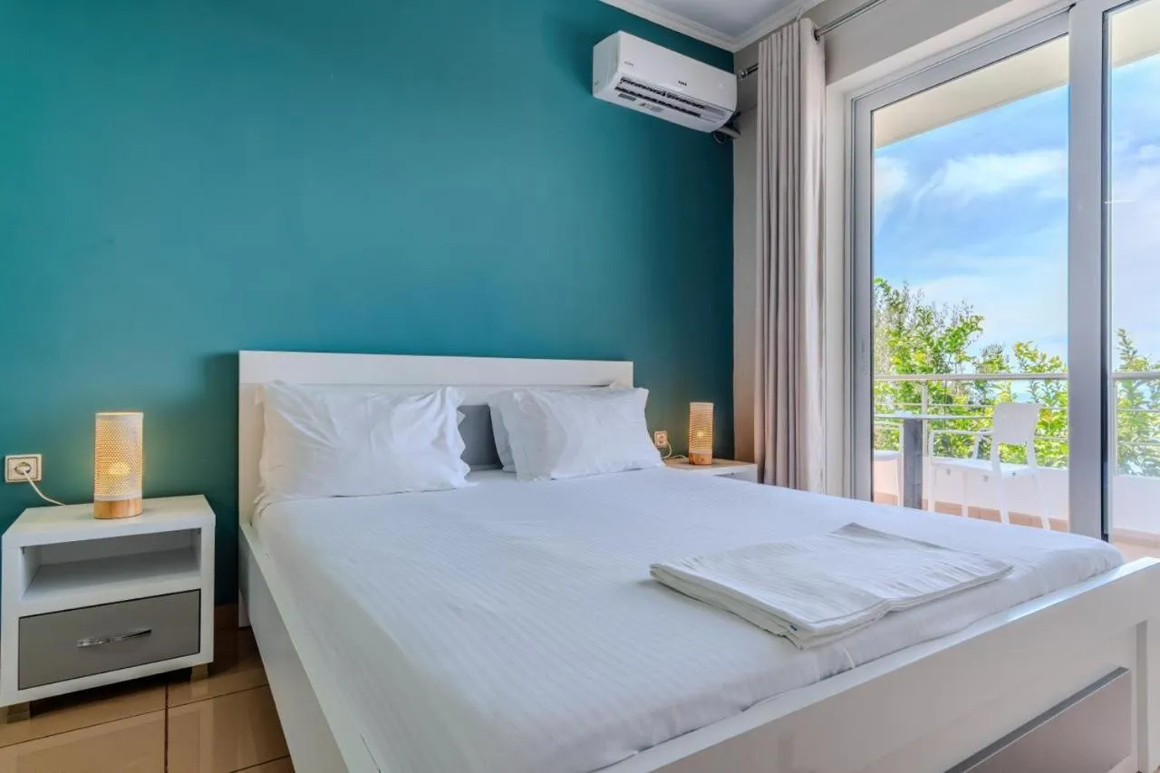 Bedroom in Aphrodite's Garden