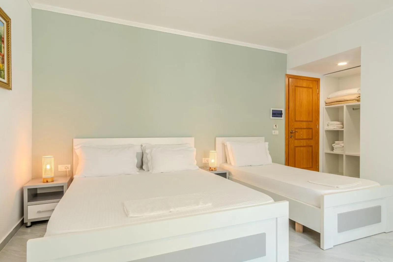 Bedroom in Aphrodite's Garden