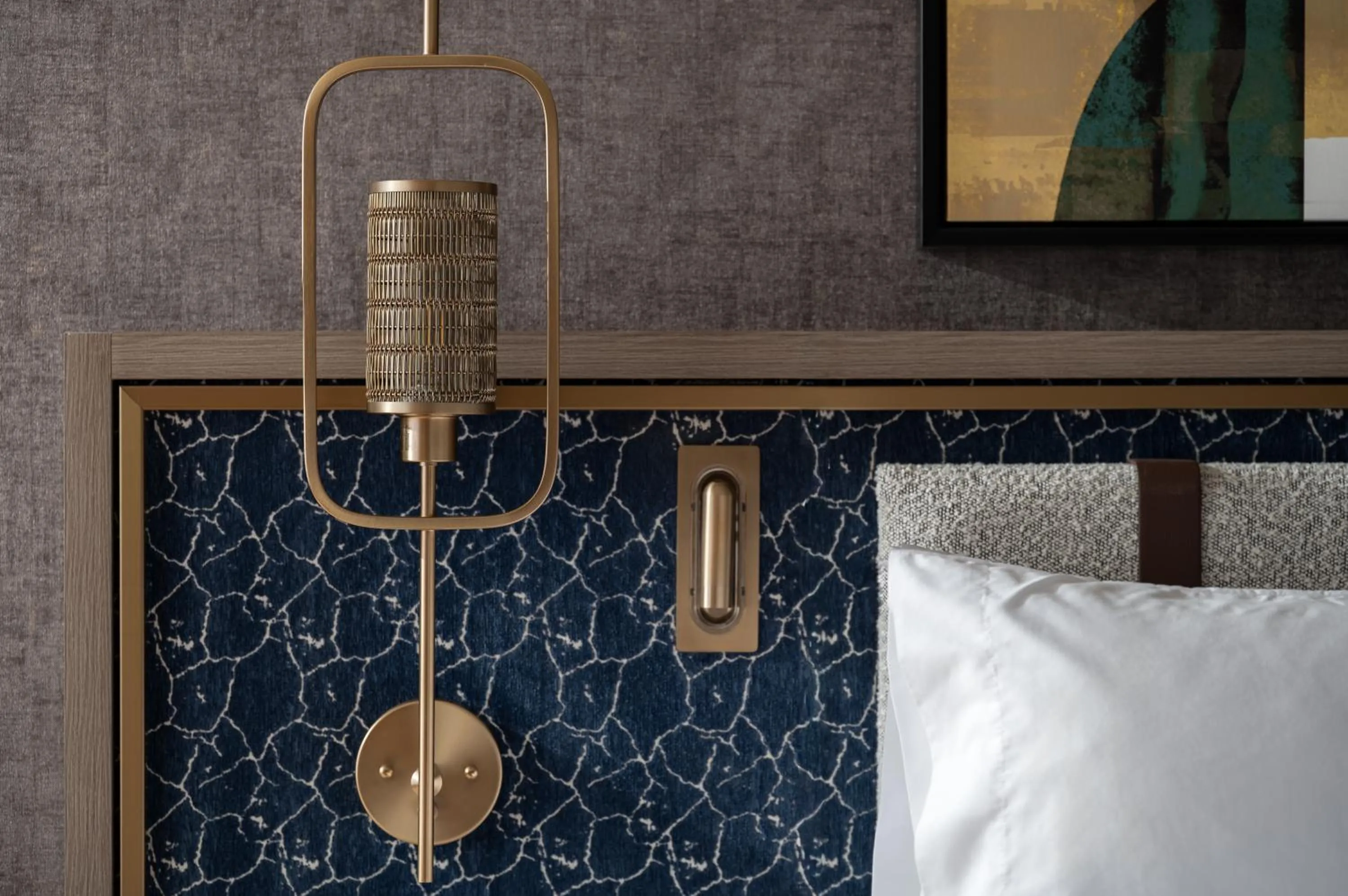 Bed in Hotel Indigo Detroit North - Troy by IHG