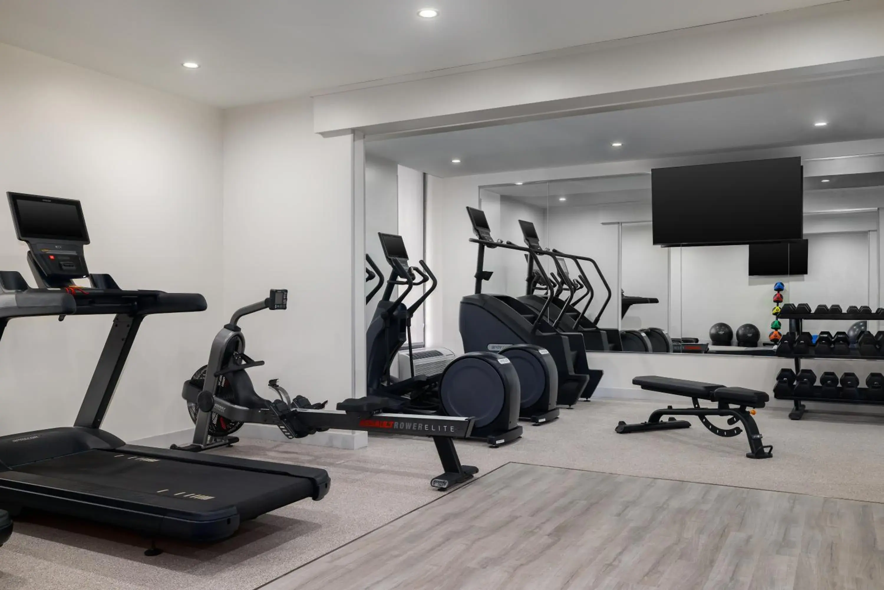 Fitness centre/facilities in Hotel Indigo Detroit North - Troy by IHG Fitness centre/facilities in Hotel Indigo Detroit North - Troy by IHG