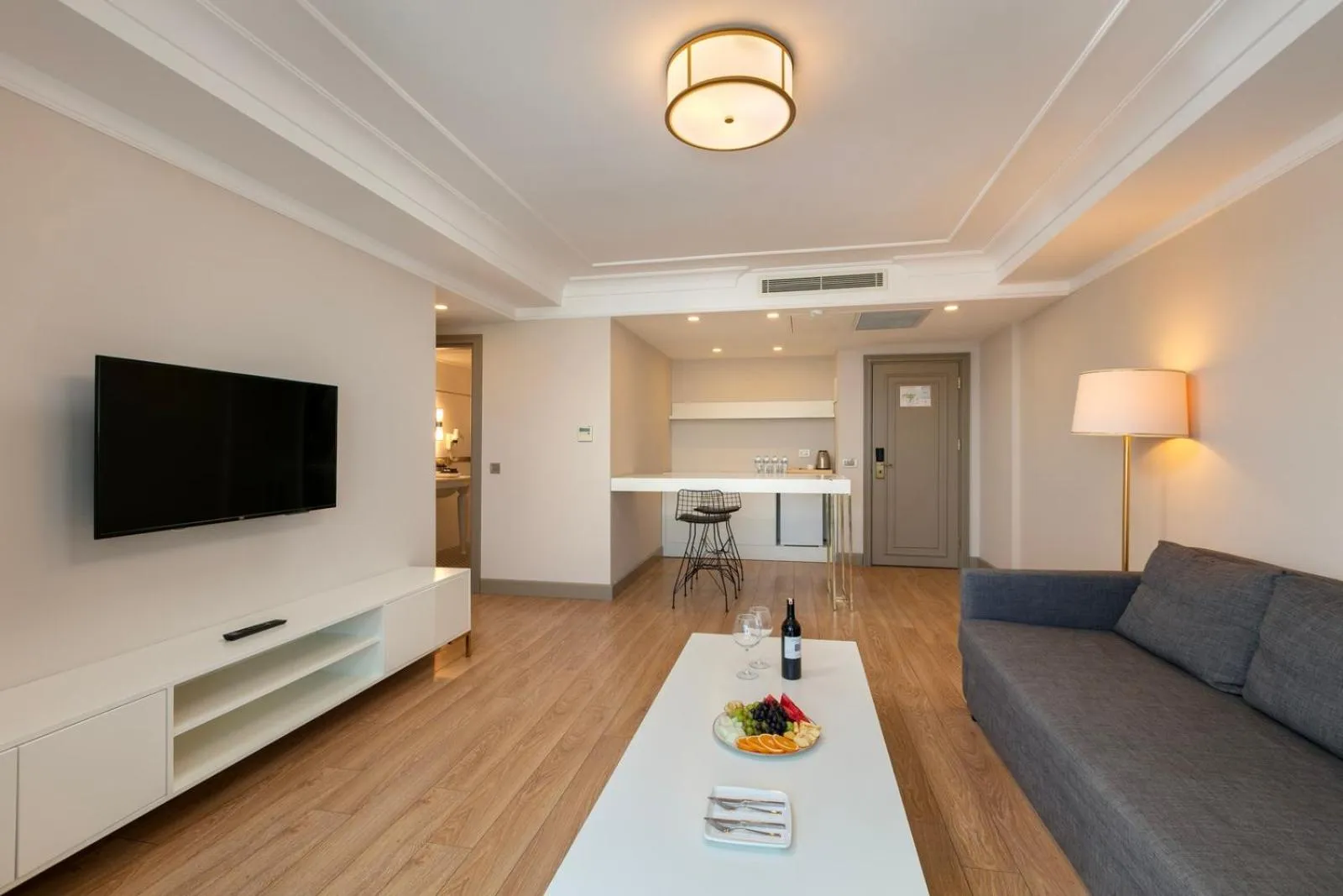 Living room in Reo Hotel