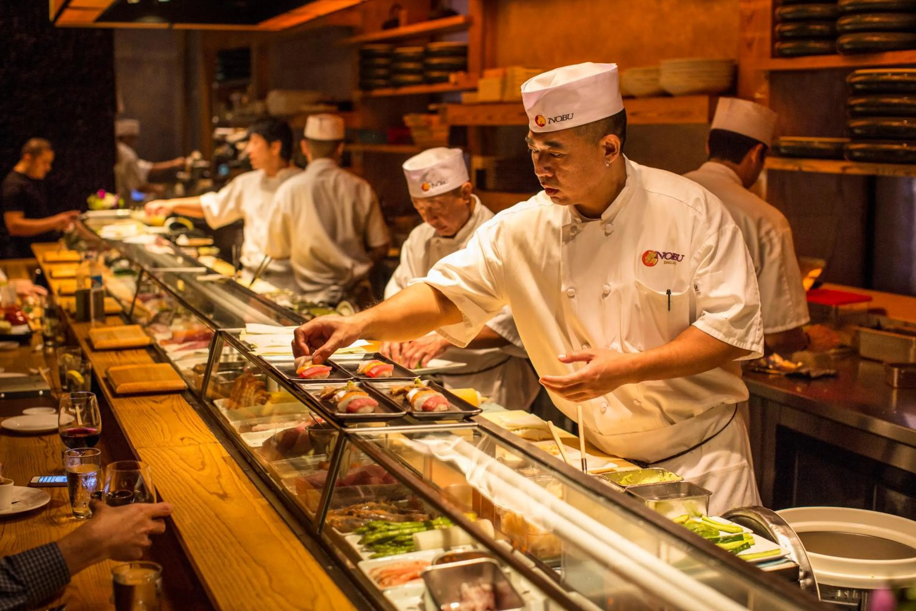 Restaurant/places to eat in Hotel Crescent Court