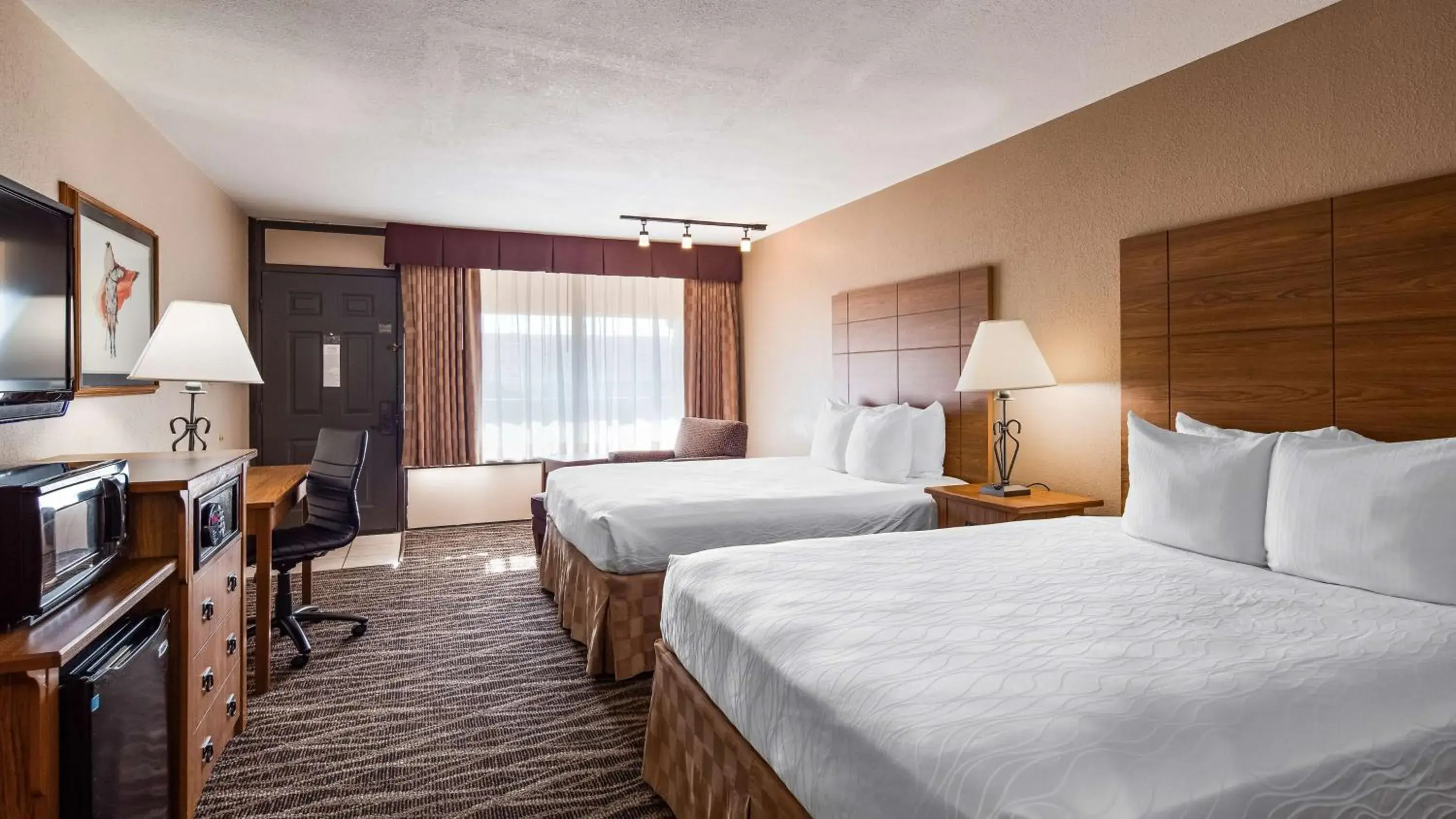 Photo of the whole room in Best Western Plus Saddleback Inn and Conference Center Photo of the whole room in Best Western Plus Saddleback Inn and Conference Center