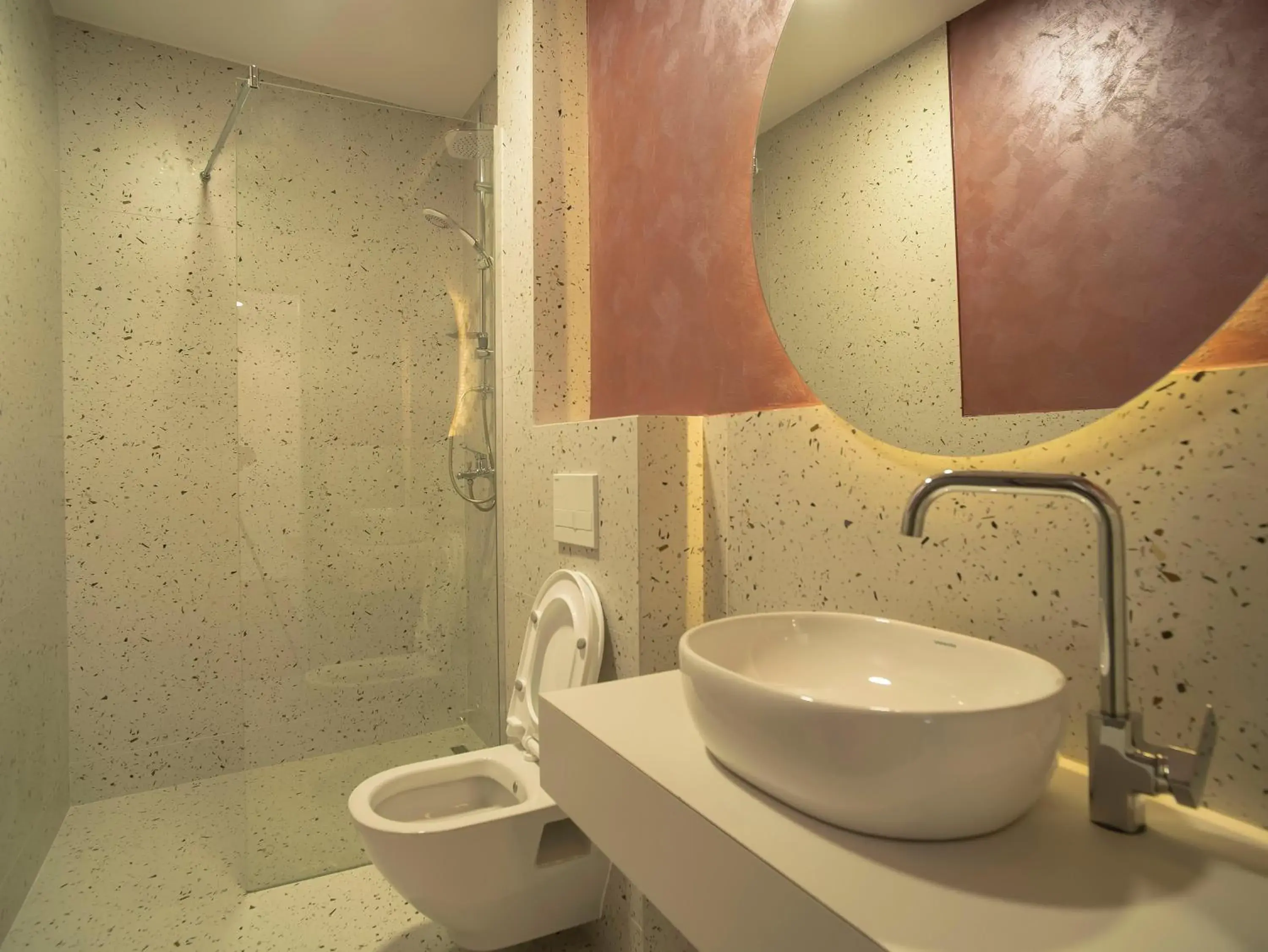 One-Bedroom Apartment - single occupancy in Lux Apartments One-Bedroom Apartment - single occupancy in Lux Apartments