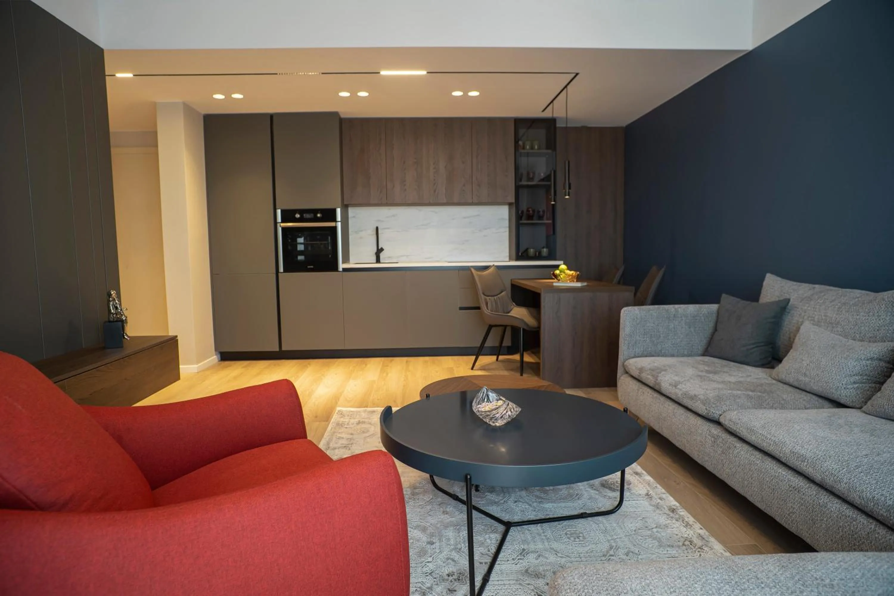 Kitchen or kitchenette in Lux Apartments