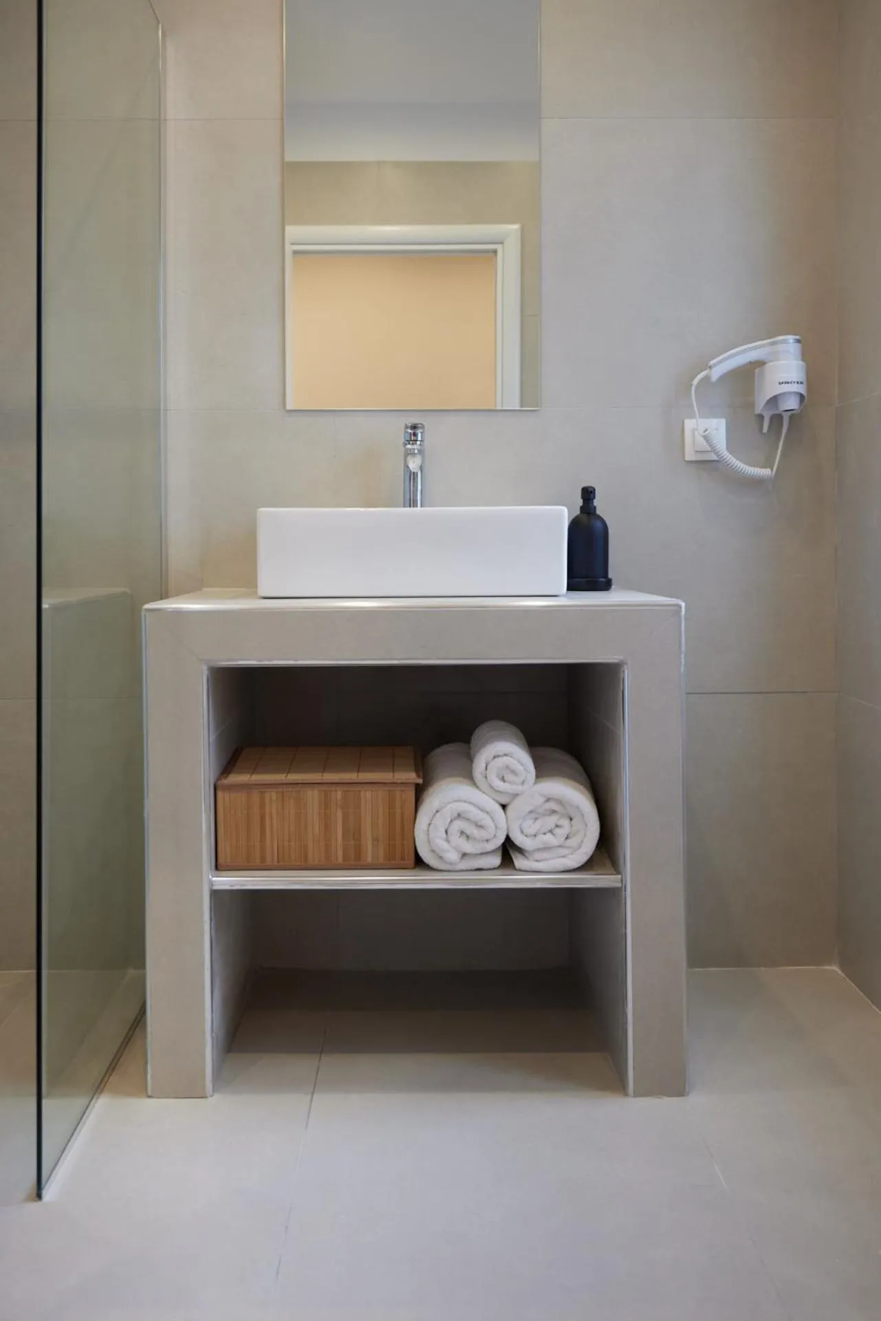 Athenian Sensations Apartments and Suites in the Heart of Athens