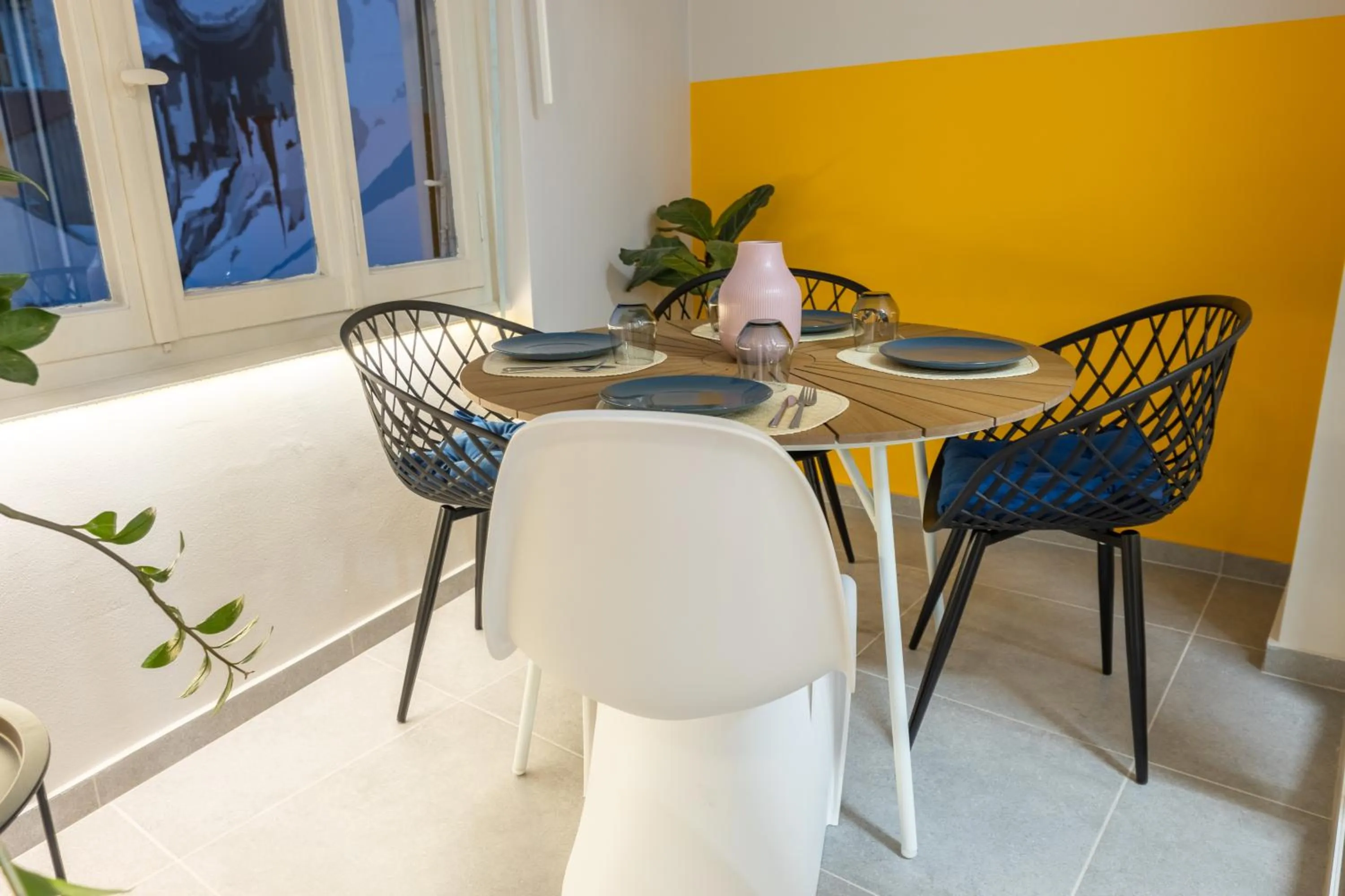 Athenian Sensations Apartments and Suites in the Heart of Athens