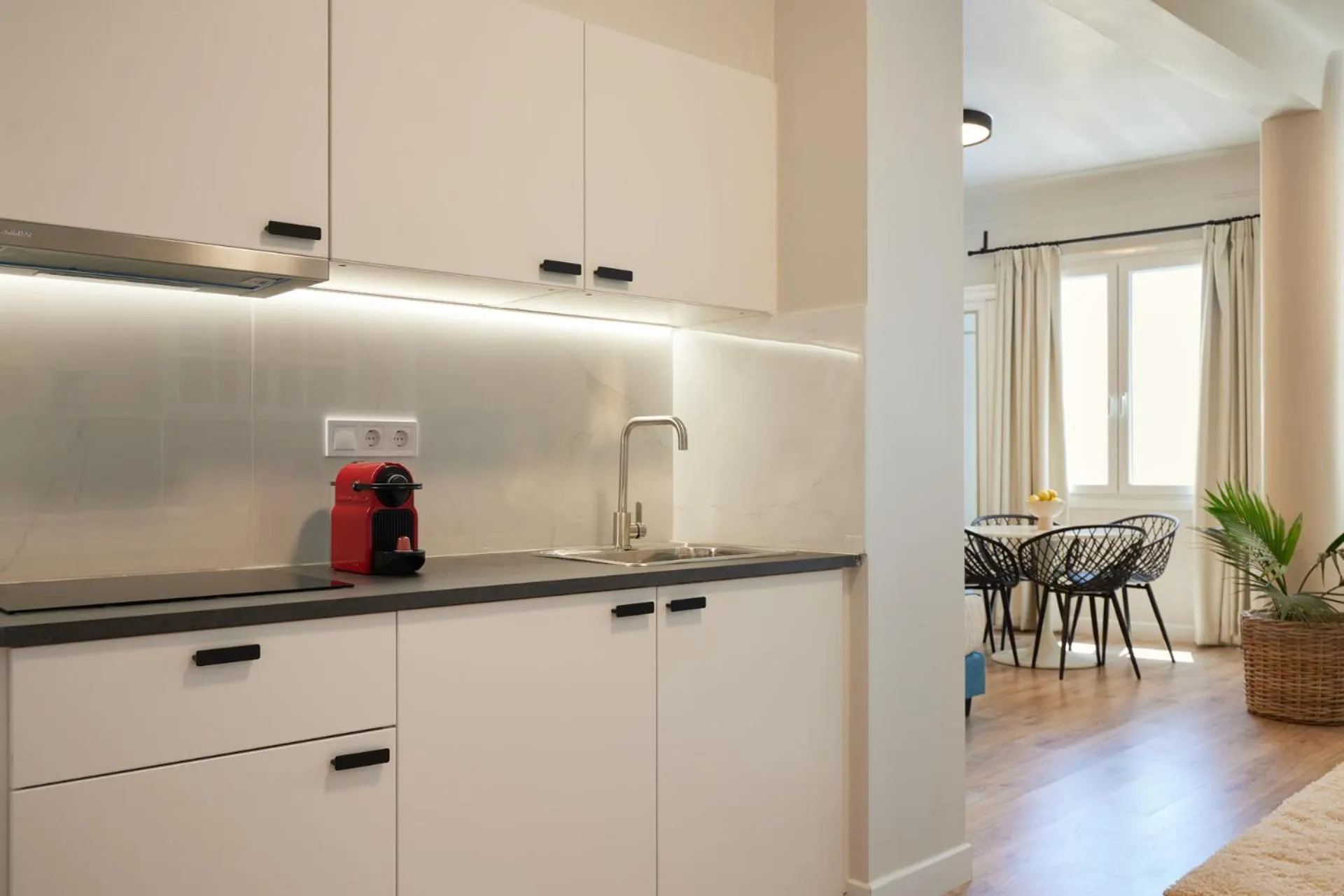 Athenian Sensations Apartments and Suites in the Heart of Athens