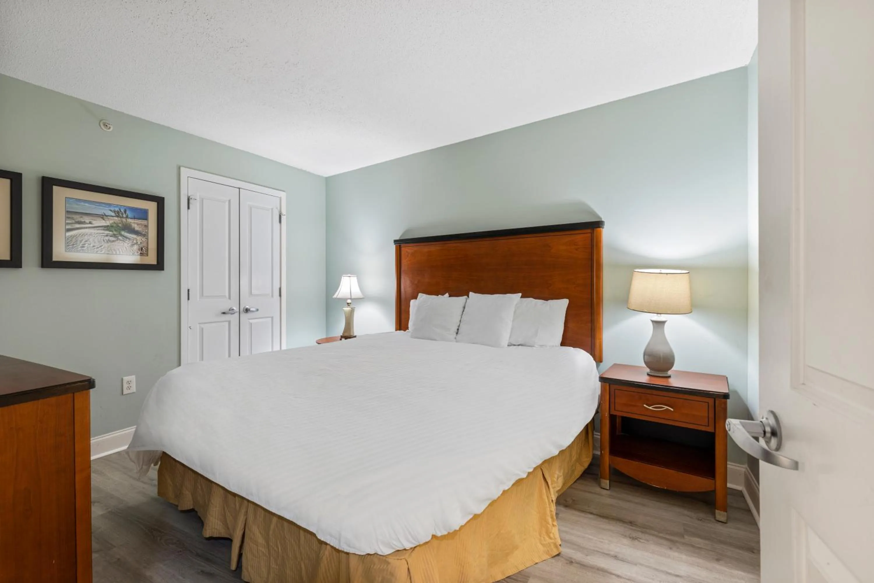 Bed in Sandy Beach Resort