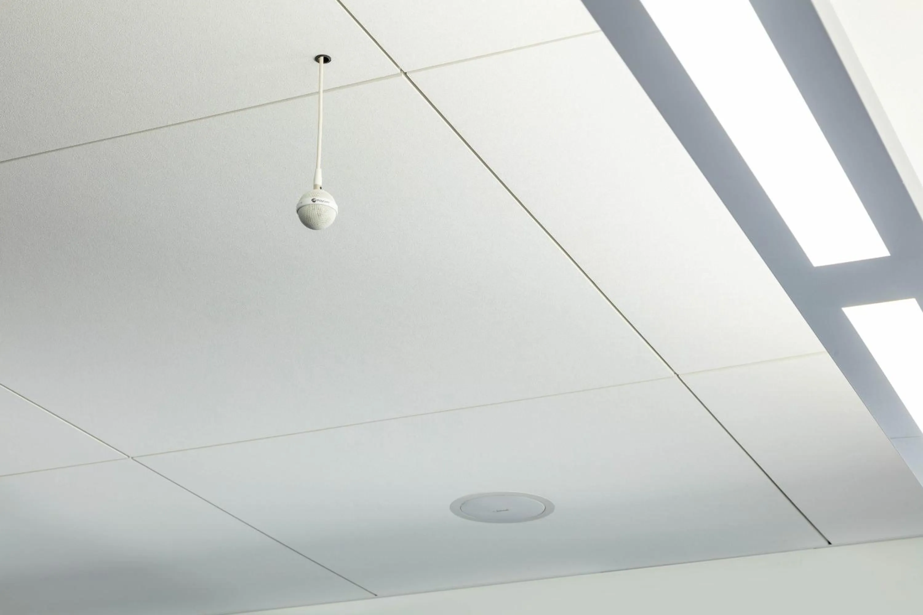 Meeting/conference room in Four Points by Sheraton Norwood Conference Center