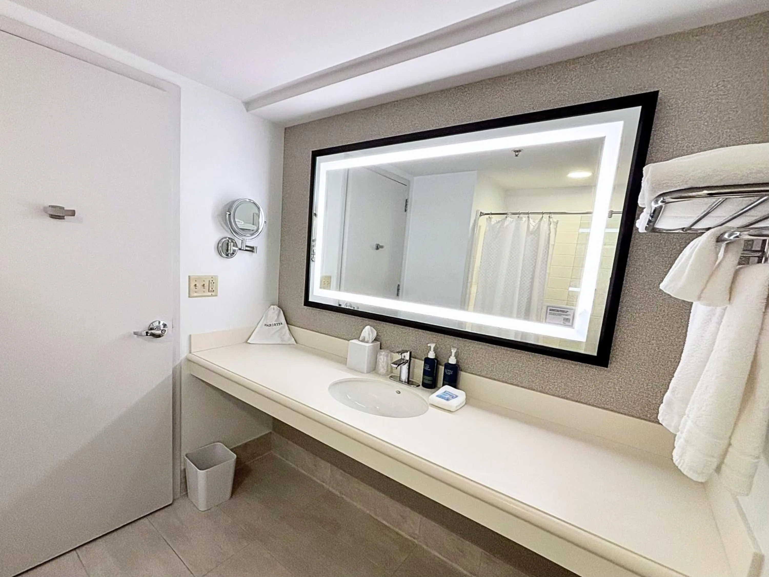 Bathroom in Four Points by Sheraton Norwood Conference Center