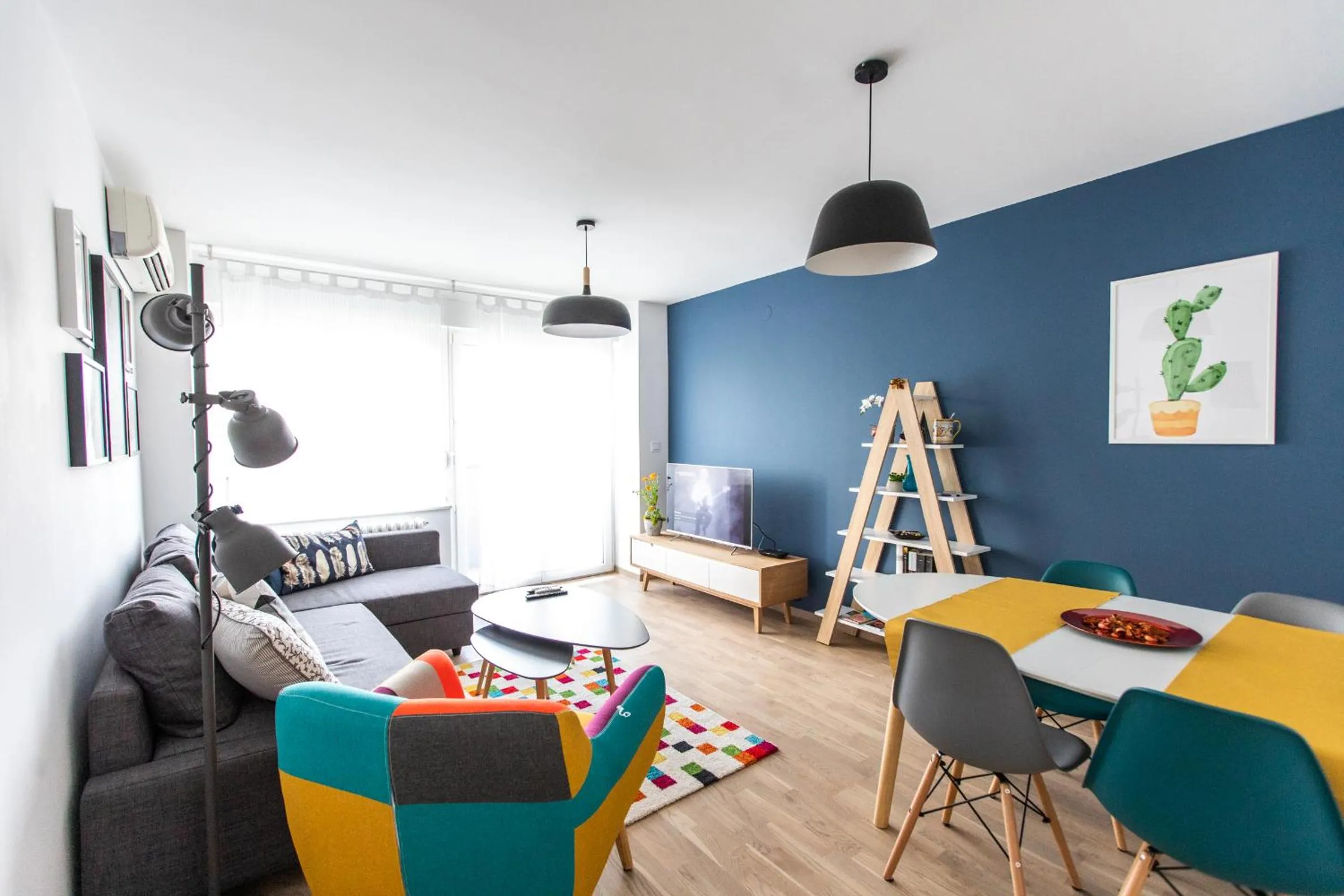 Blue Sky Apartment